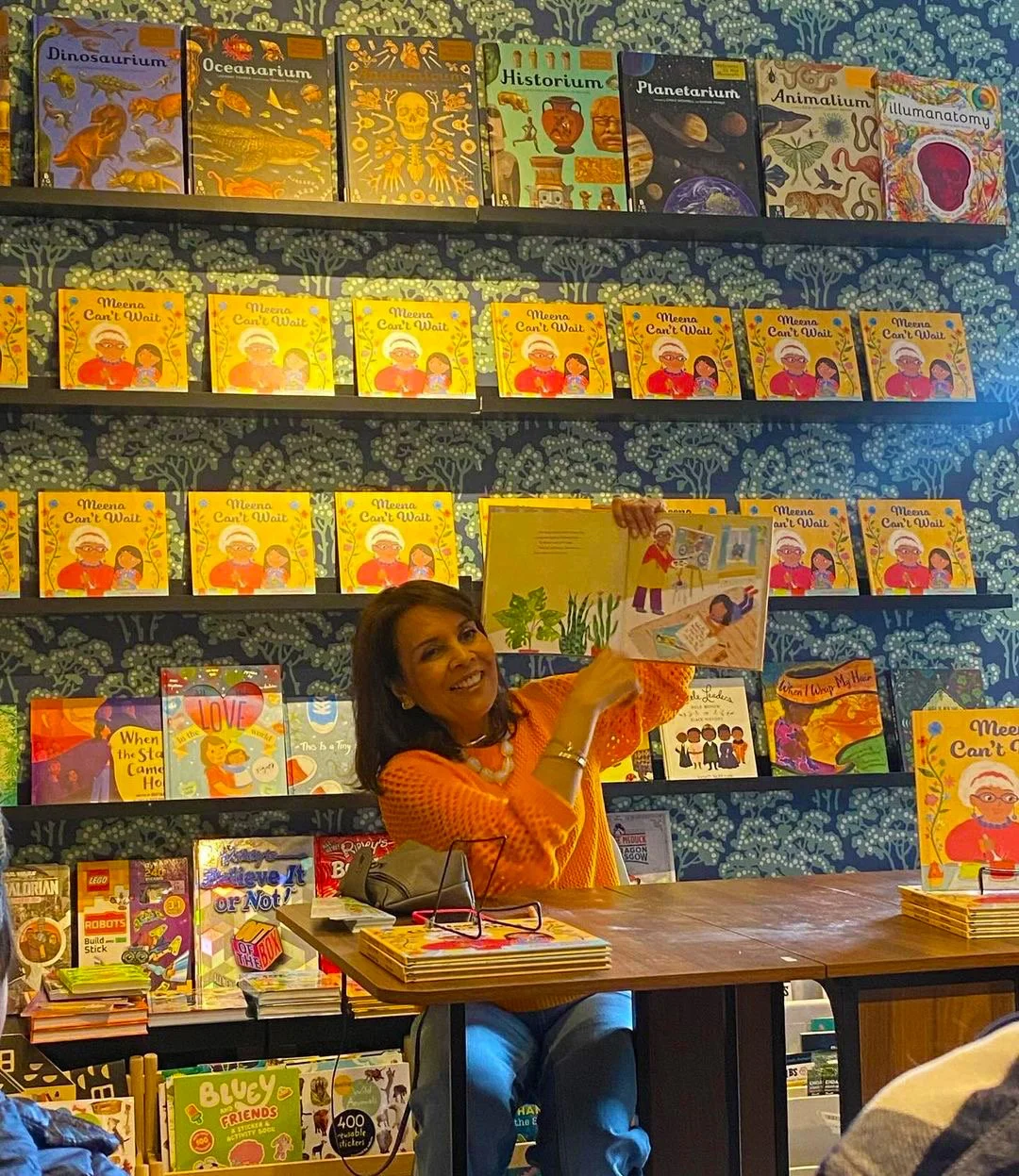 Books Meena 3.jpg