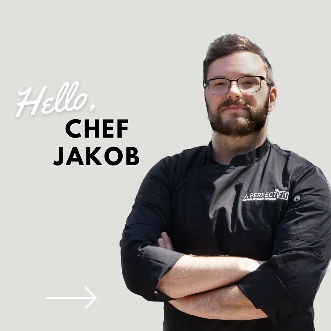 Meet Chef Jakob! 🧑&zwj;🍳

Chef Jakob is a Culinary Graduate of Le Cordon Bleu. 

In his career, he has worked at many high end restaurants around Missouri and Illinois. 

Chef Jakob is well versed in healthy cuisine and loves curating local and sea