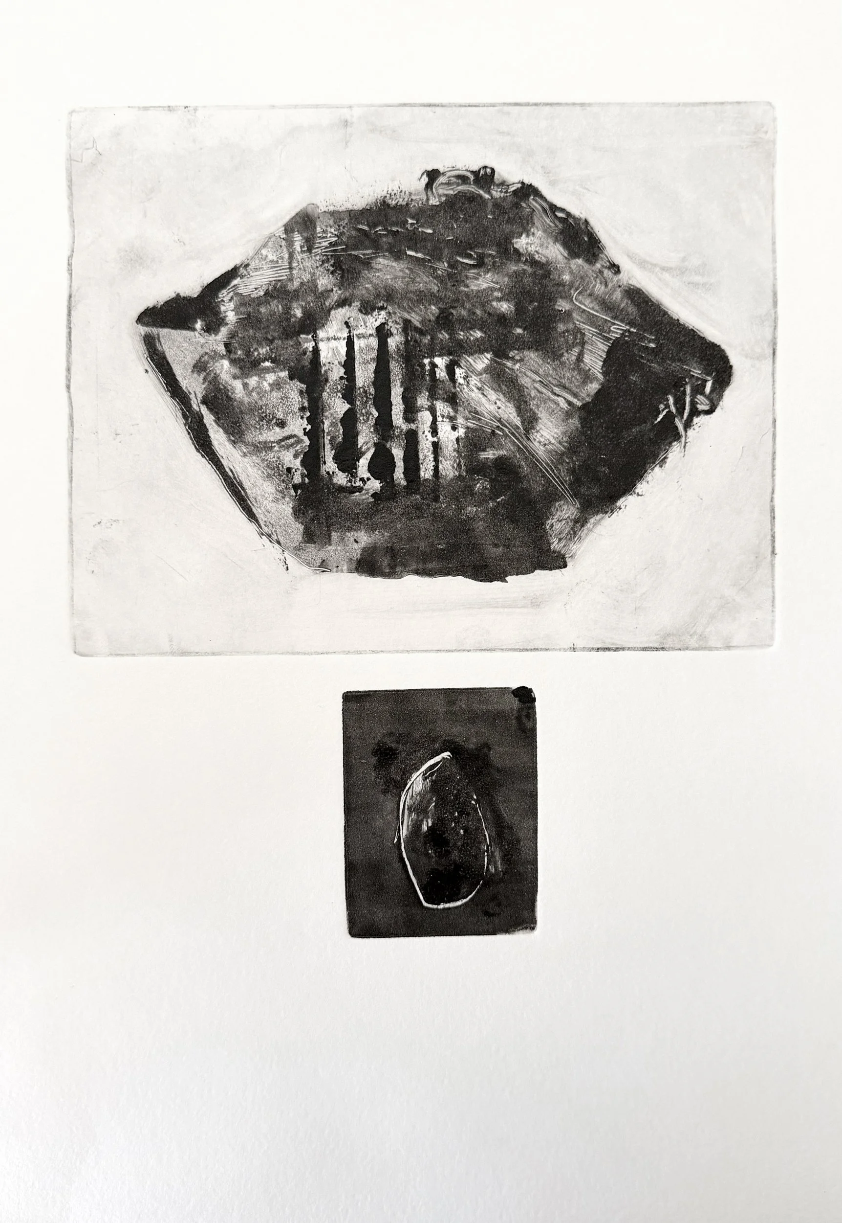Experimental Monotype Printmaking Course with Francesco Geronazzo on proartika.com A rock. Black and white abstract artwork with a main large rectangular shape and a smaller square shape below, both with textured surfaces.