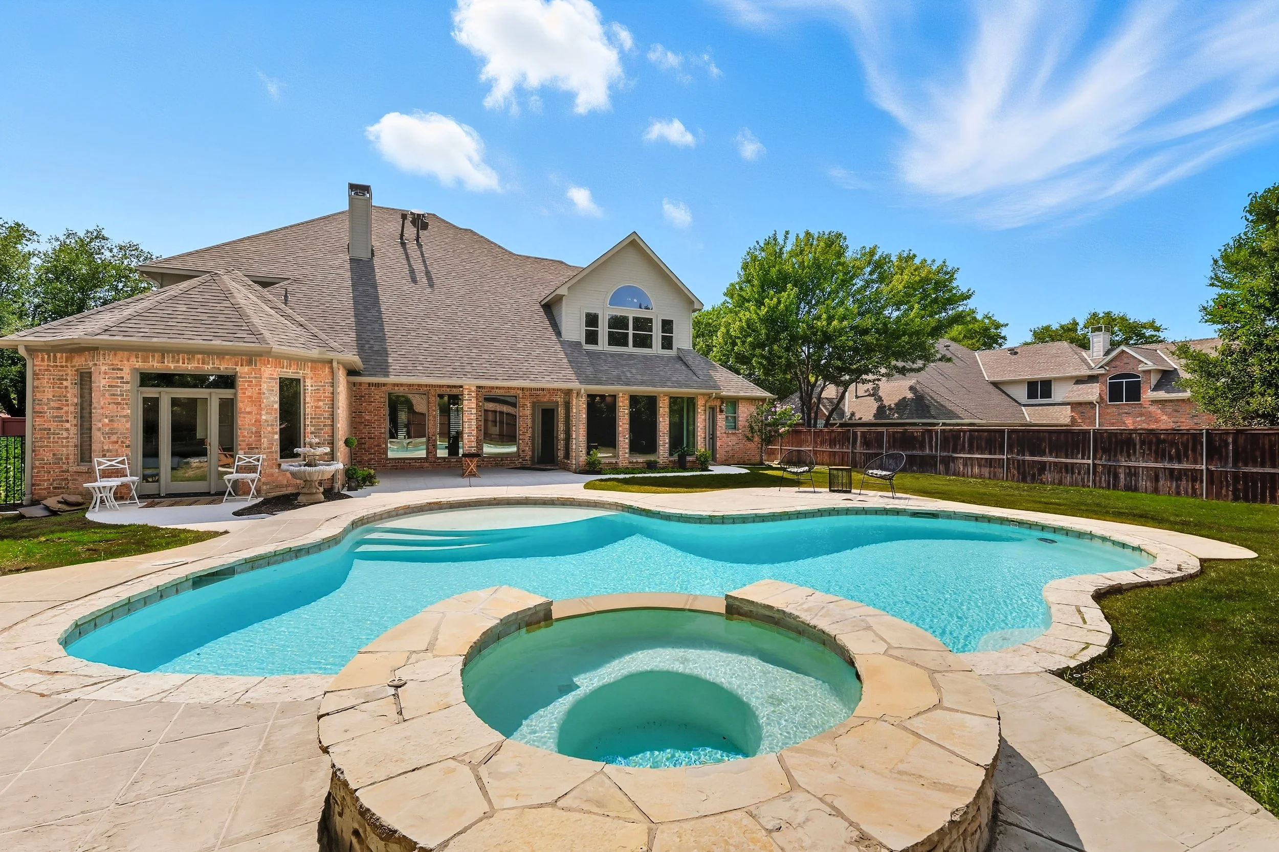 14-310 Lakeside Ct FINAL-57.jpg