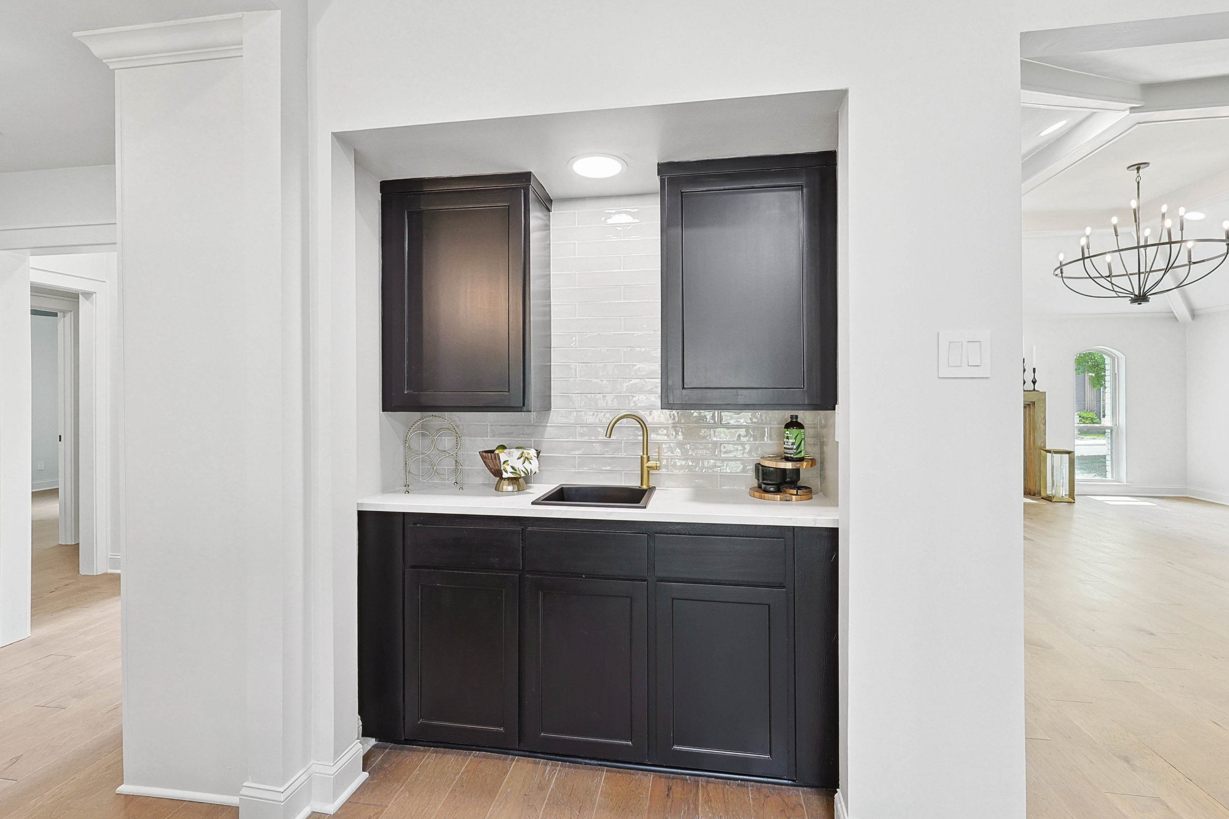 5-9067 Woodhurst Dr Final-20.jpg