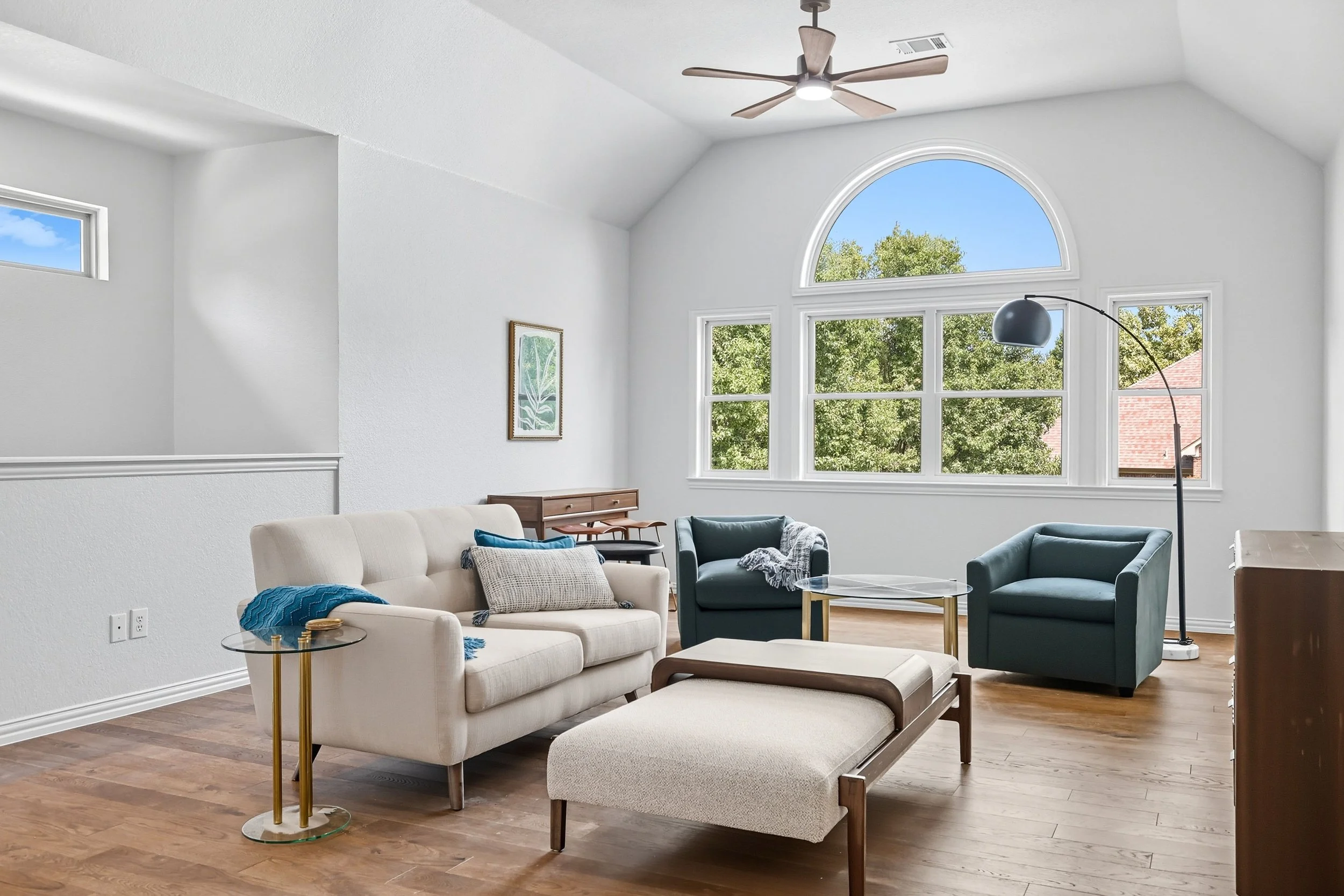 12-310 Lakeside Ct FINAL-33.jpg