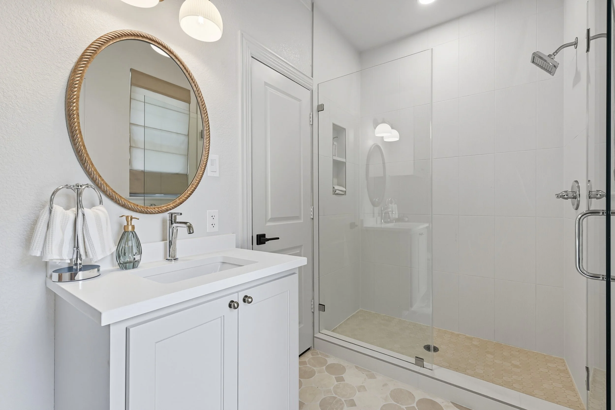 13-310 Lakeside Ct FINAL-47.jpg