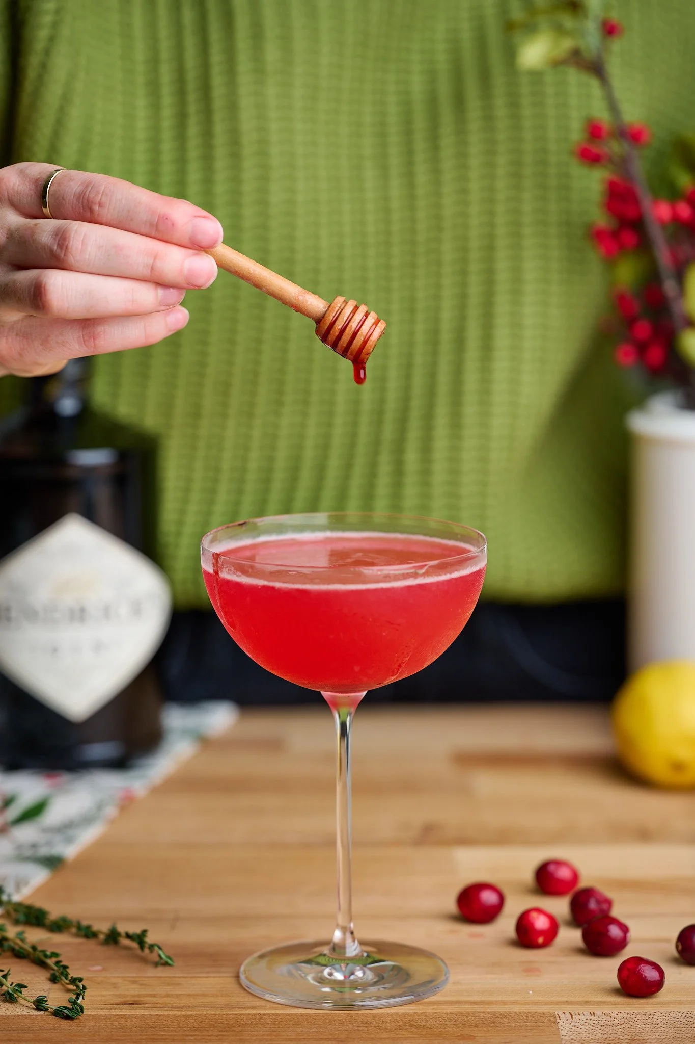 holiday cocktail best christmas cocktails holiday gin drinks bees knees cranberry cocktail honey thyme cocktail