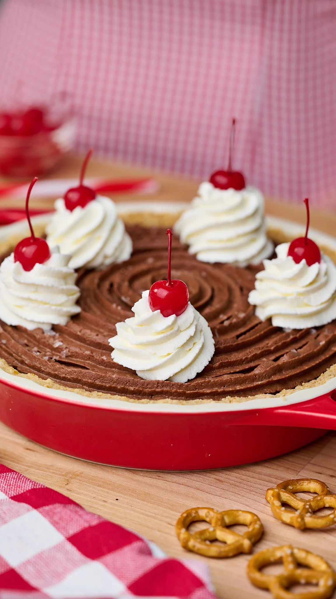 chocolate pie chocolate cream pie chocolate malt milkshake retro nostalgic baking easy summer pies pretzel crust no bake pie