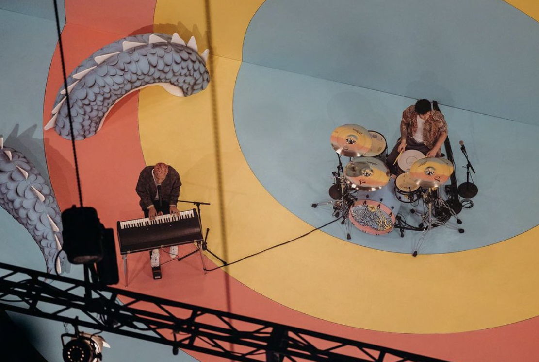 Twenty One Pilots "Scaled and Icy" live stream; scenic painting