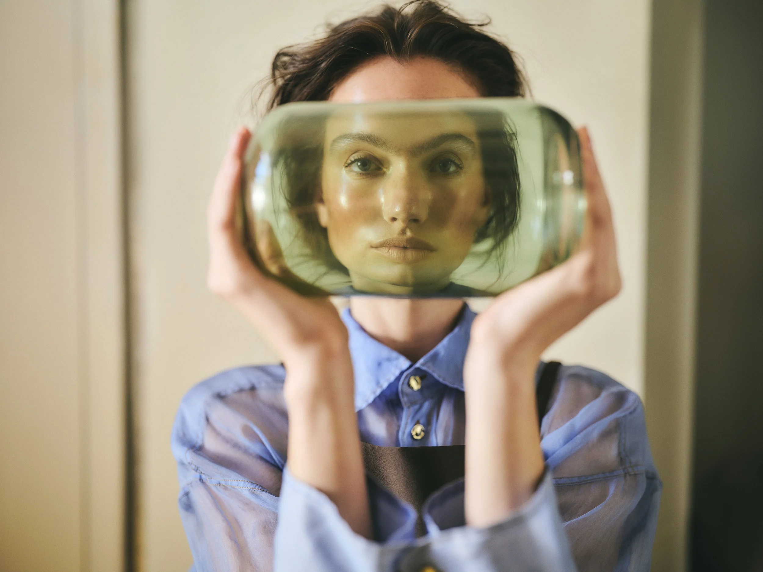 wardrobe styling; Liv Humphrey, 
prop styling; Aby Algueseva