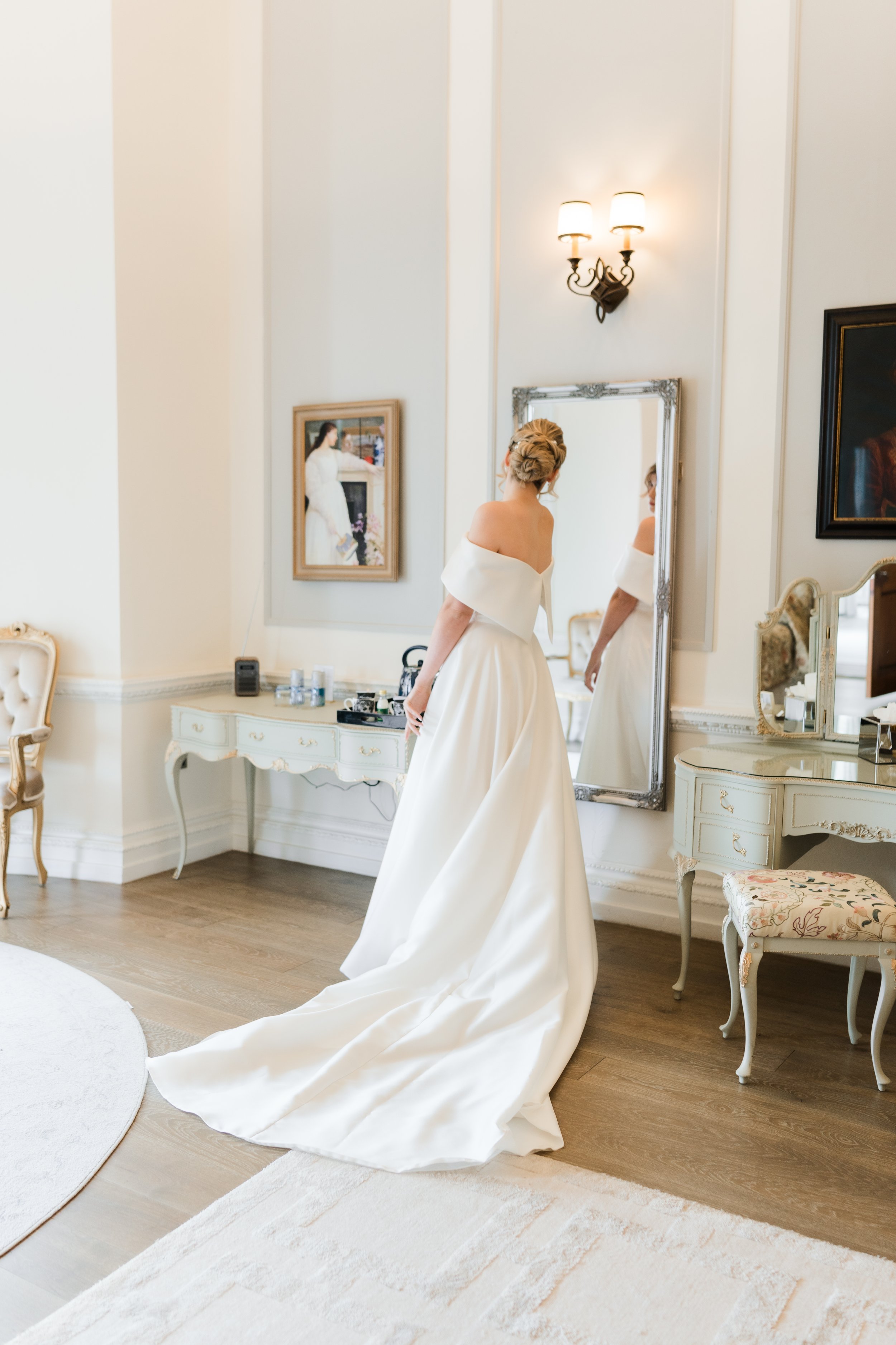 L&J Wedding Photography & Videography. Documentary UK Weddings - Old Palace Chester. Bride. Naturally beautiful with a fine art flair.