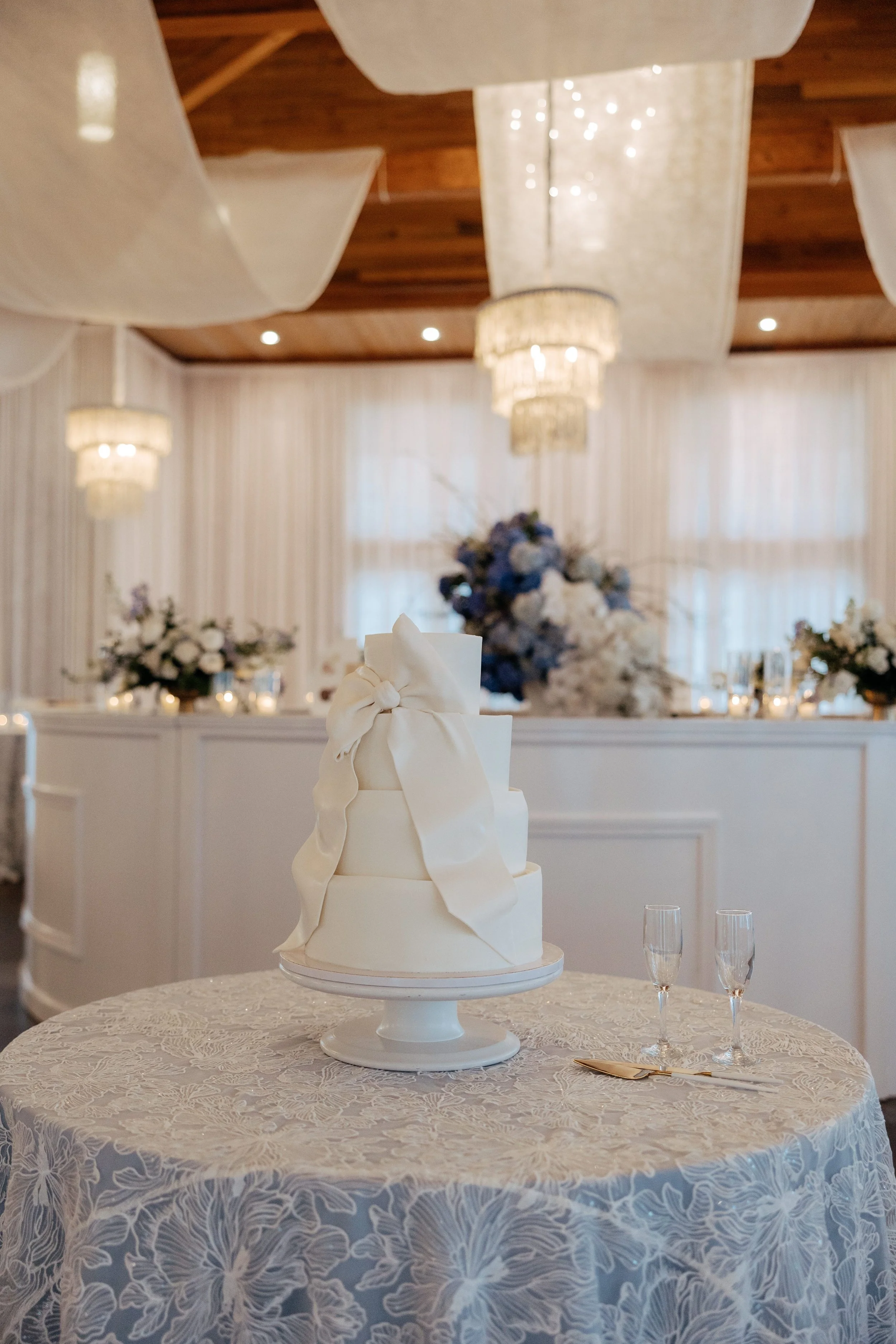 Florida wedding cake