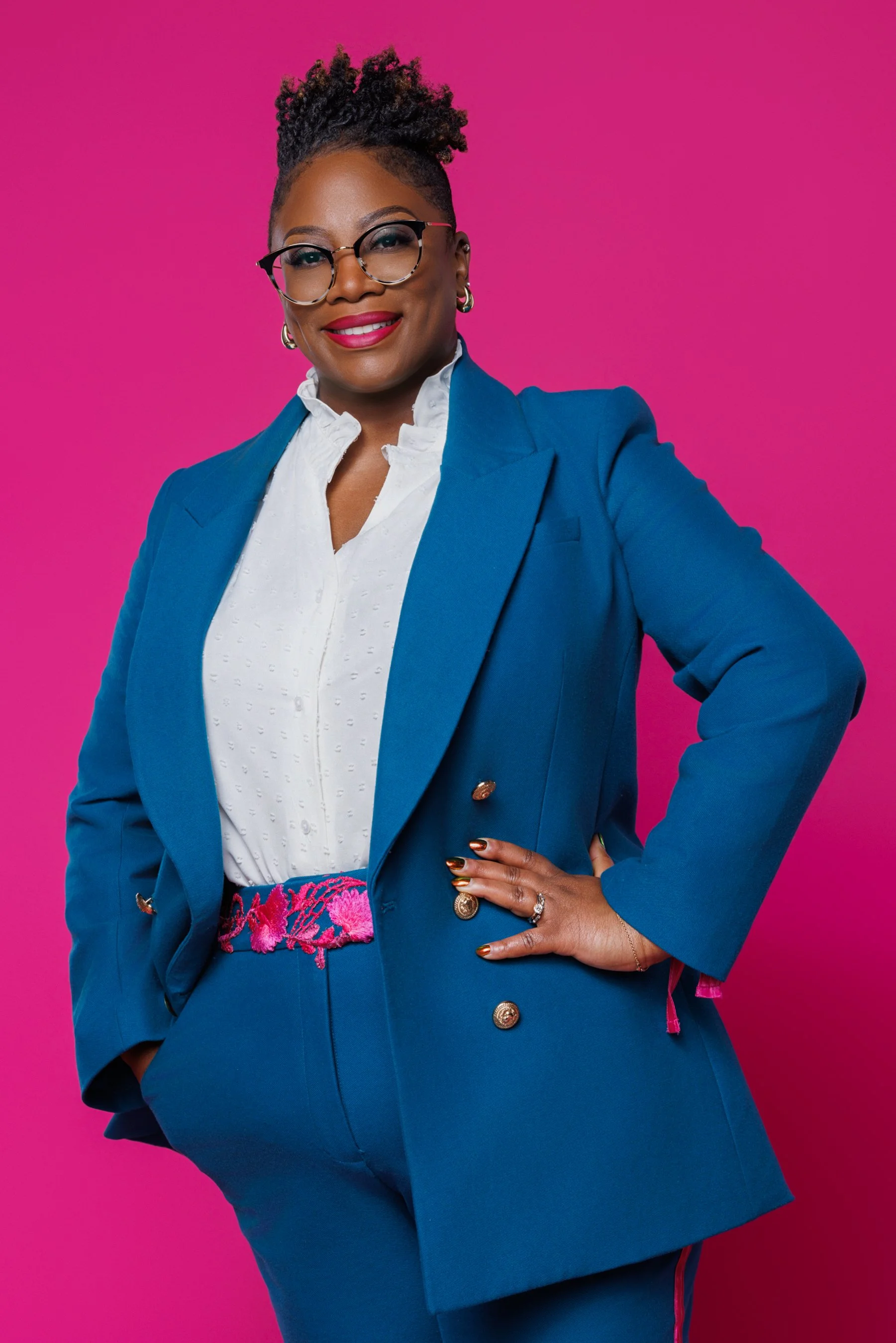 Community &amp; Connection Salon