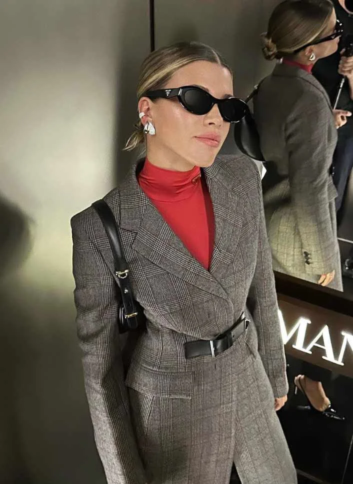 Falls Red outfit styles for various skin tones, san francisco personal stylist color guide the nose edit