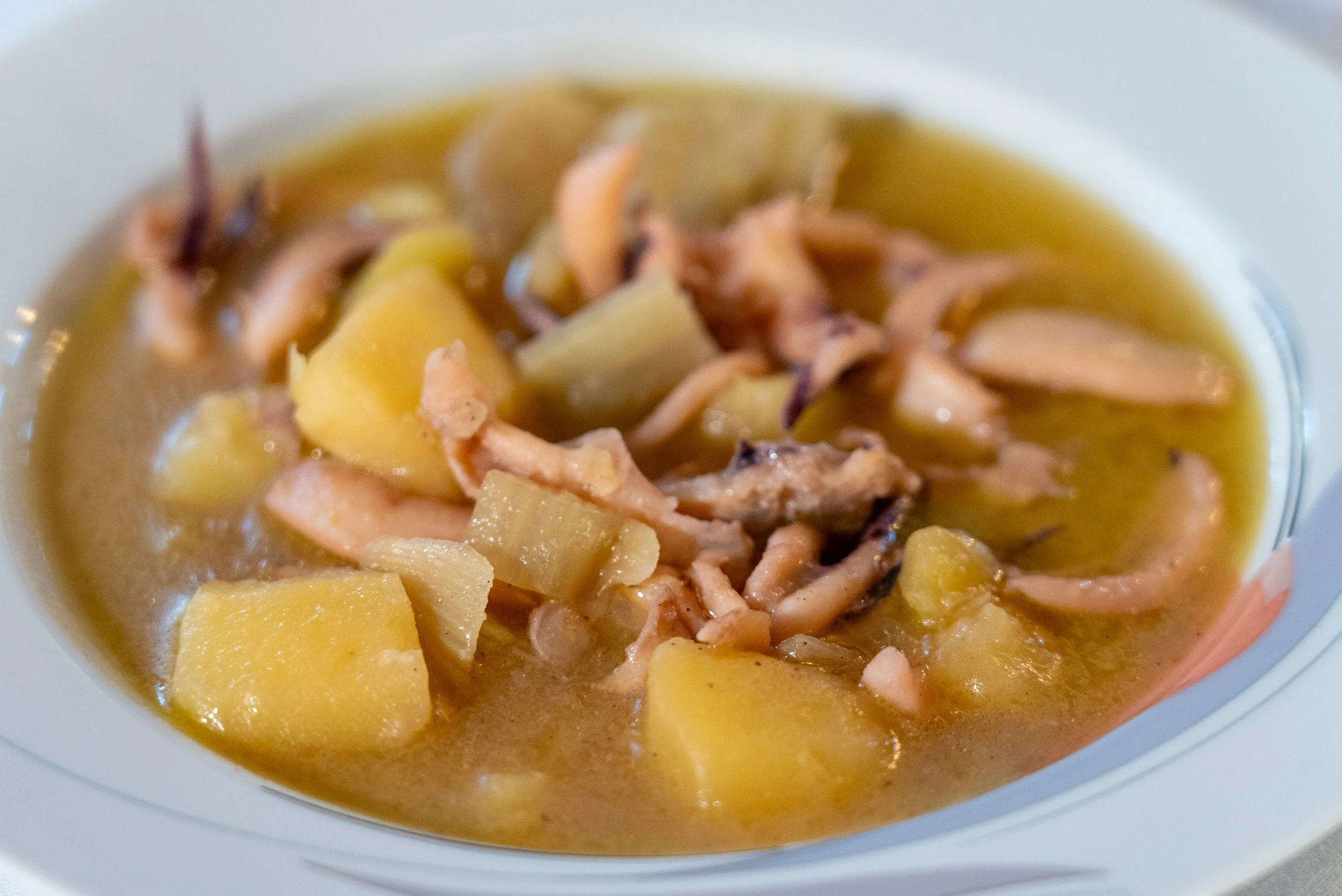 Sugo di seppie con patate e finocchio