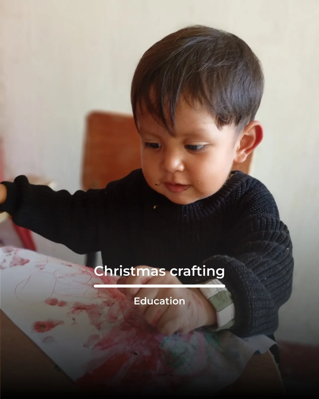 🎄Letters for Santa Claus🎅🏽

For Saint Nicholas Day, the children at our Children Daycare Center wrote down their Christmas wishes for Santa Claus and created happy little handprint cards symbolizing a Christmas tree 🩵

➡️Until Christmas, each day