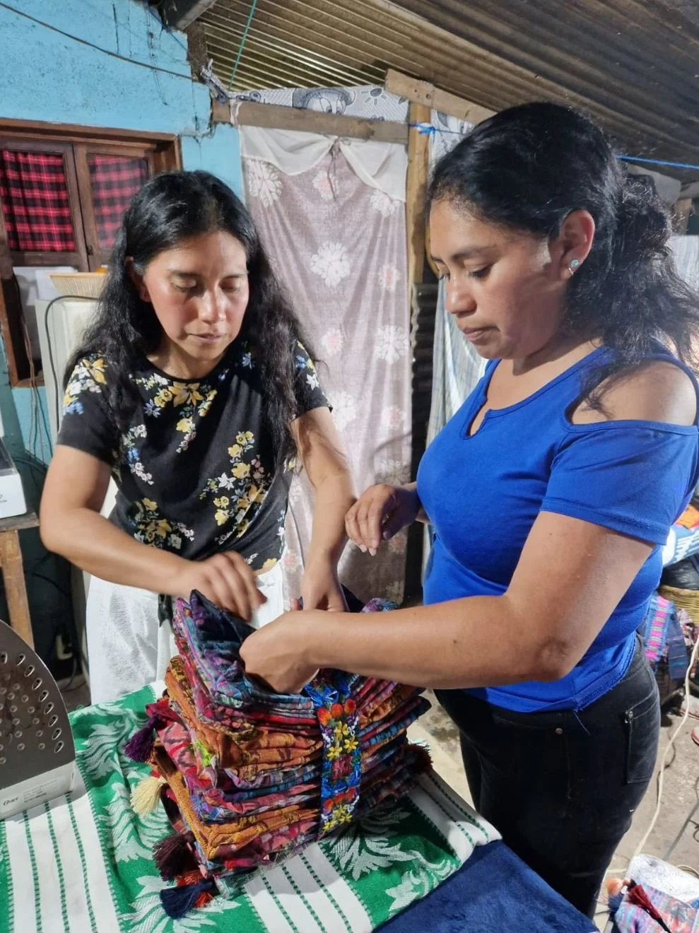 necessaire work (1).JPG