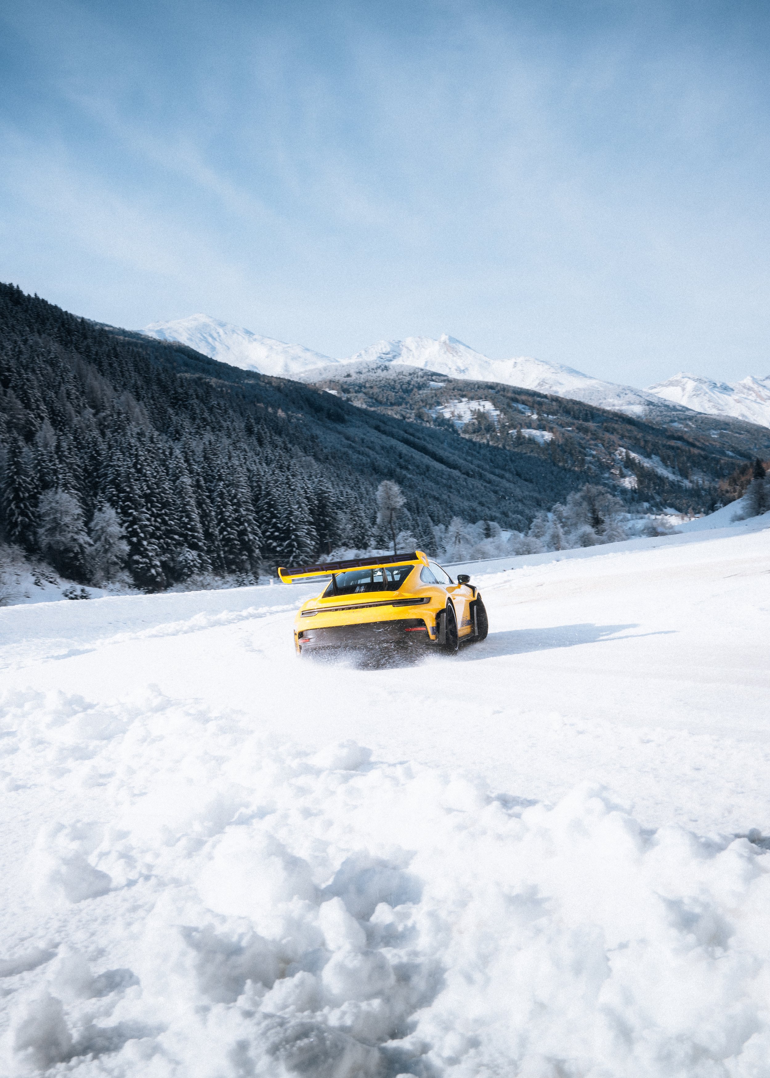 GT3 RS Snow Drift