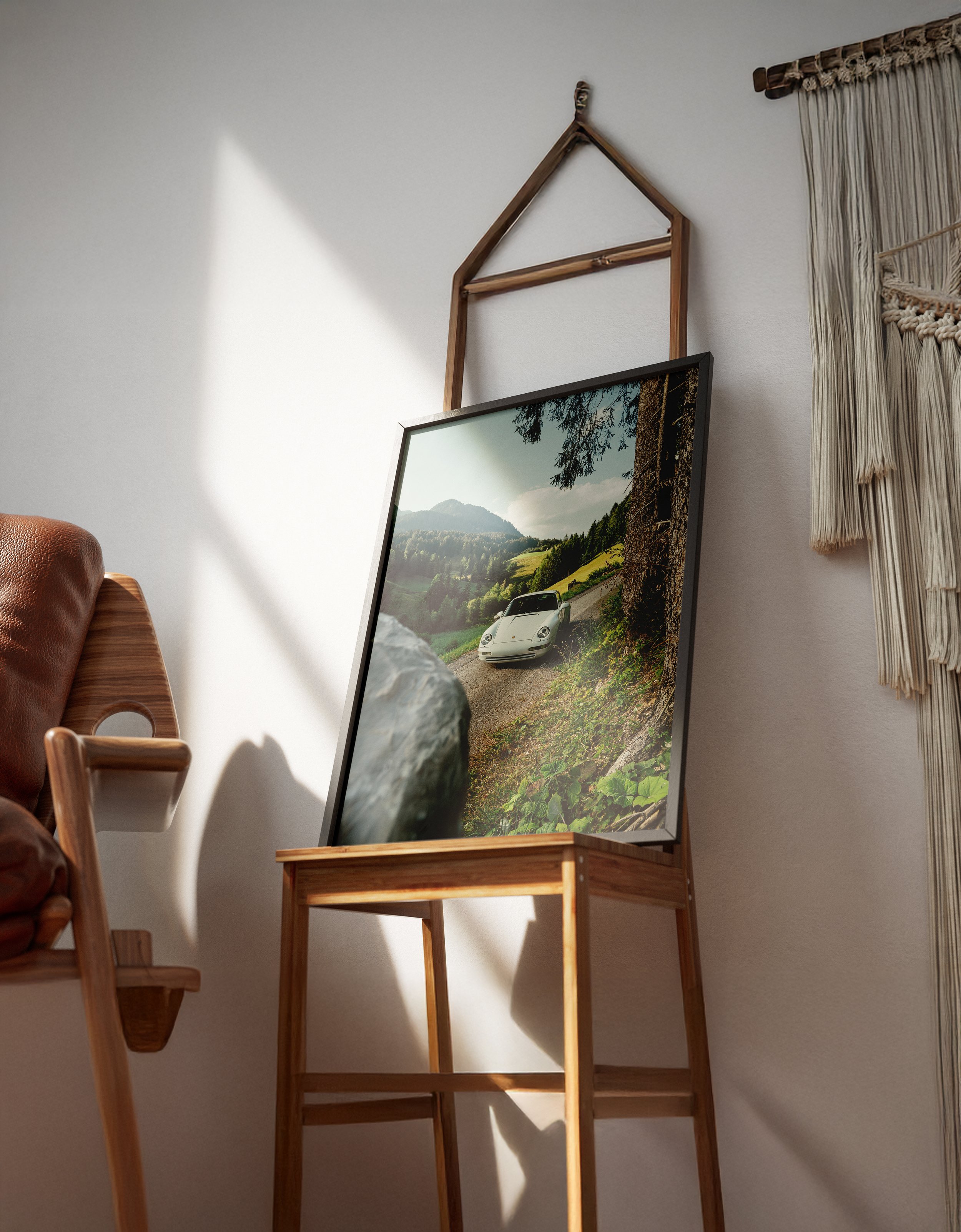 Poster_Frame_Mockup_2.jpg