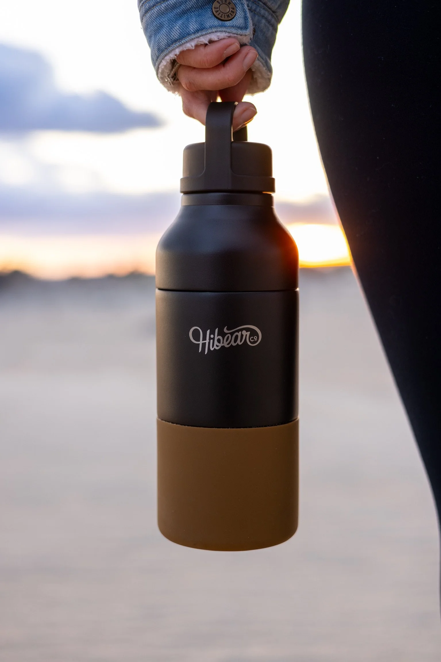 Hibear Night Hike All-Day Adventure Flask-4.JPG