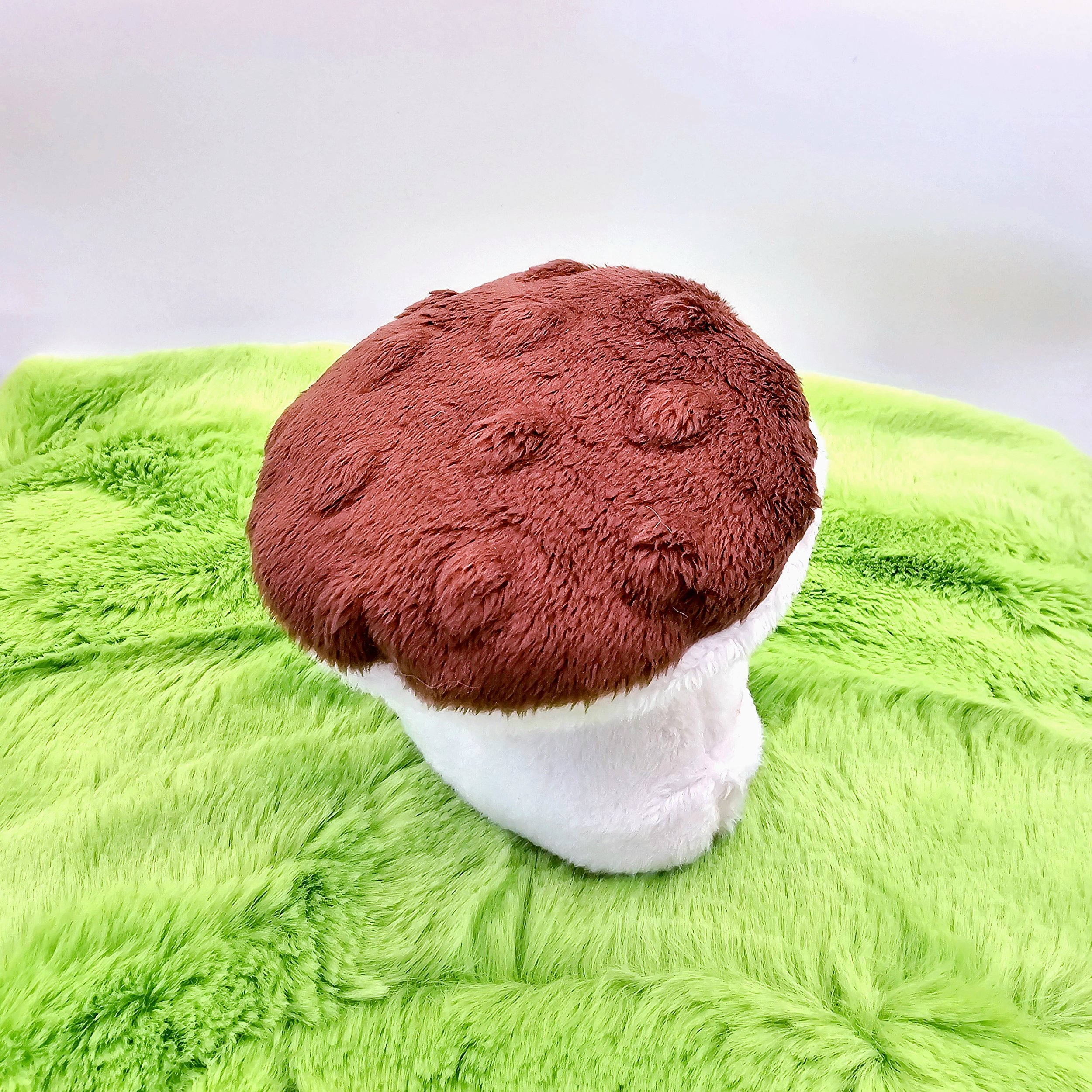 Shliitake Mushroom Handmade Miniature Doll - Shlii Kawaii