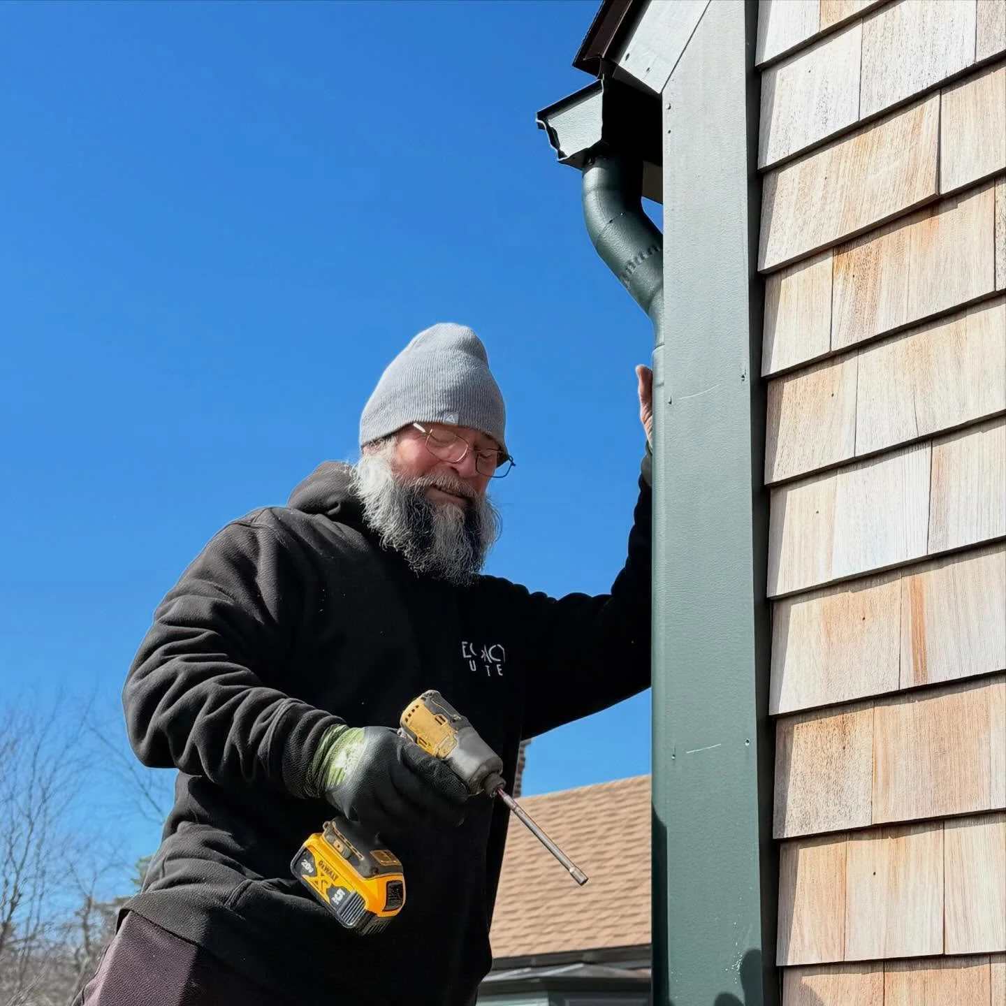 Happy Birthday Alex 🎉  Your skill as a craftsman, professionalism, and positive attitude make a real impact at Legacy and our clients notice. We appreciate all you do. Keep up the great work! 🥳

#LegacyGutter #TeamLegacy #HappyBirthday #BirthdayWis