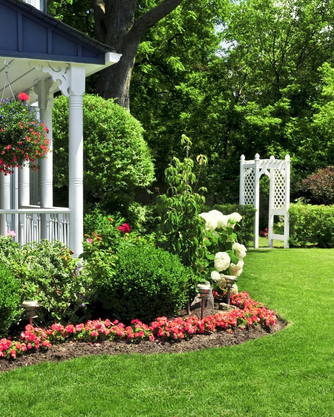 ☀️ Summer is one of the best times of the year to slow down, enjoy the longer days, and make lasting memories with family and friends.

While you're checking off your summer to-do list, don't forget about your gutters! Whether you need gutter cleanin