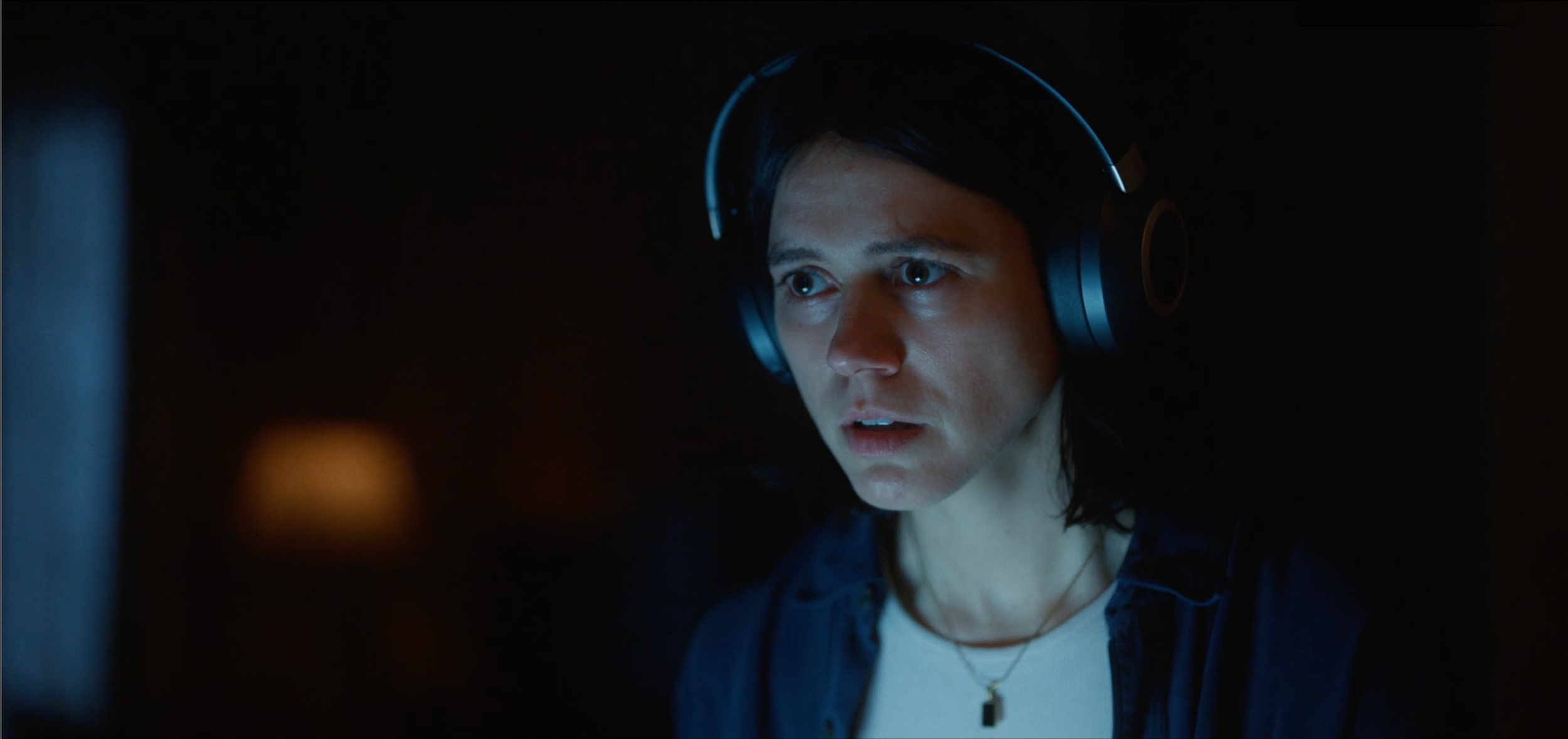 7. EVY PODCAST DARK.PNG