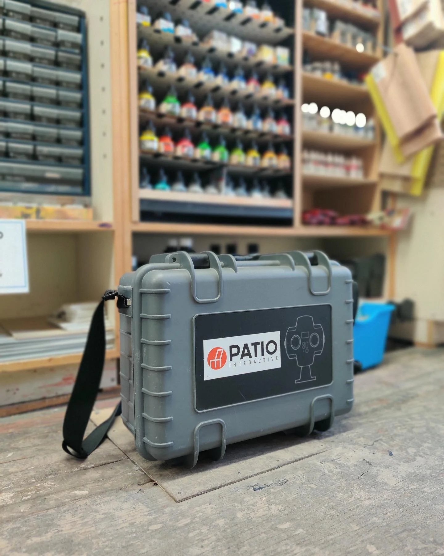 Ready 🔴 Set 🟡 Go 🟢⠀
⁠⠀
Shoot days are always fun at PATIO. Something interesting coming up. Stay tuned! ⁠⠀
⁠⠀
360 Virtual Tour in the making #BTS⁠⠀
⁠⠀
 #vr #technology #design #virtualreality #production #photo #interactive #3d #digitalart #tech #