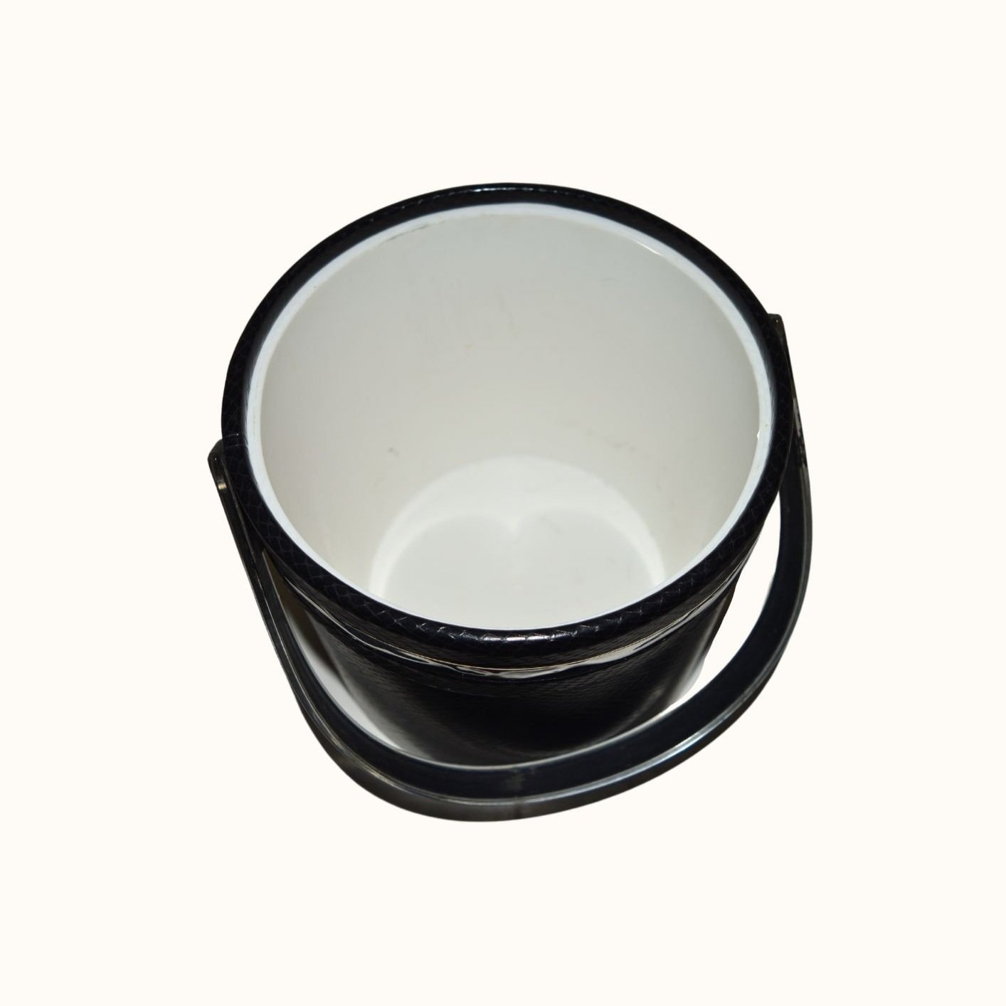 Copy+of+White+Black+Simple+A4+Stationery+Paper+Document+%282%29.jpg