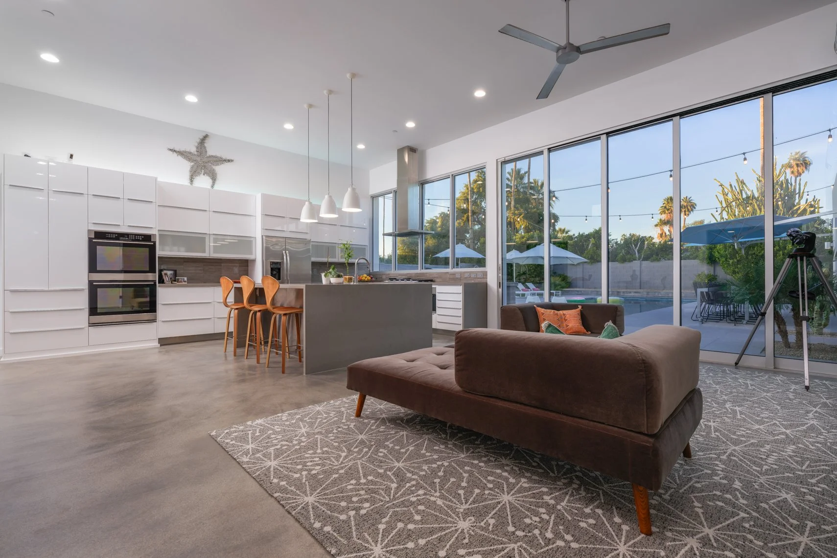 Listings_6838_E_HighlandAve_Images-6.jpg