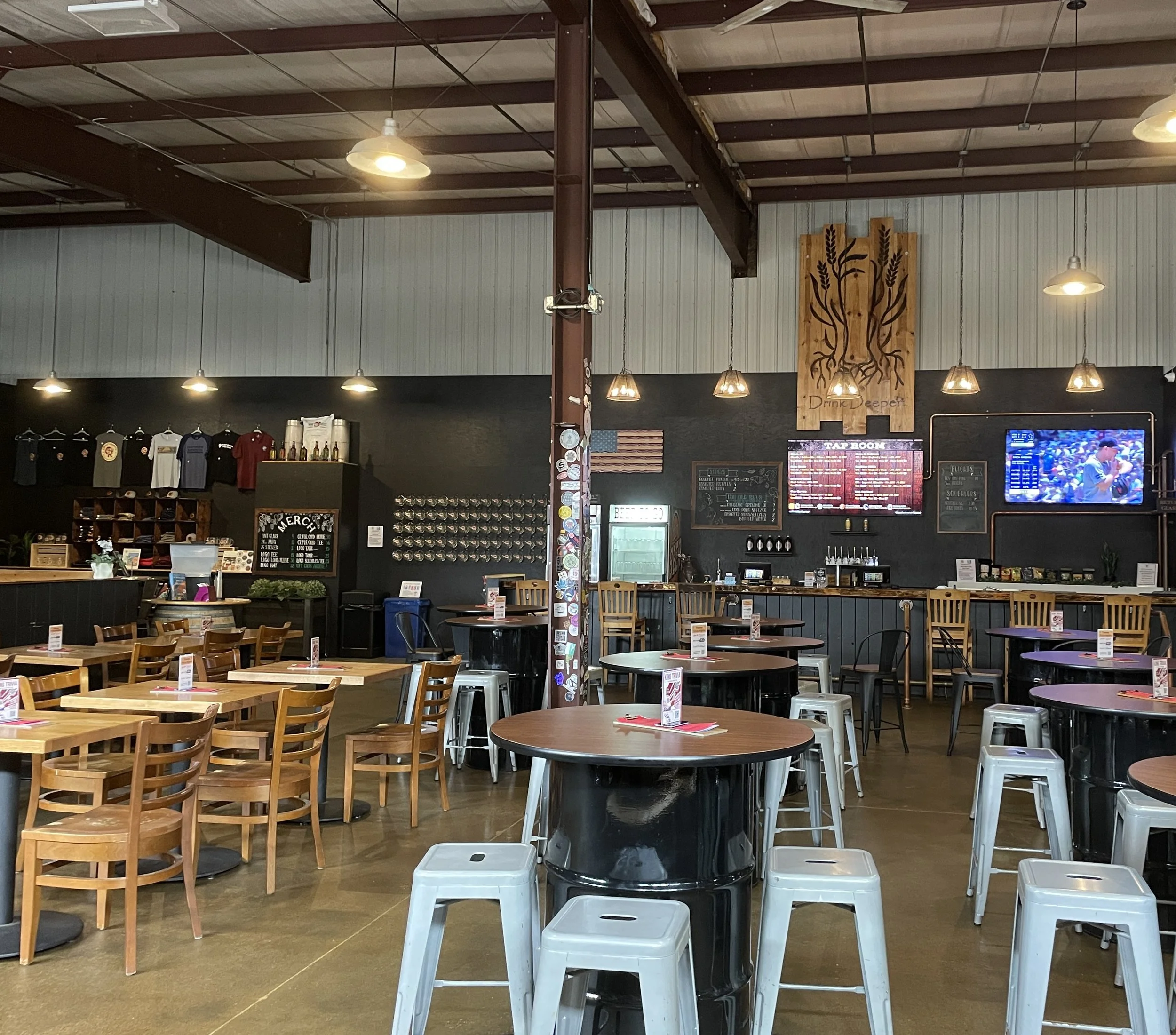 CraftRoots interior photo