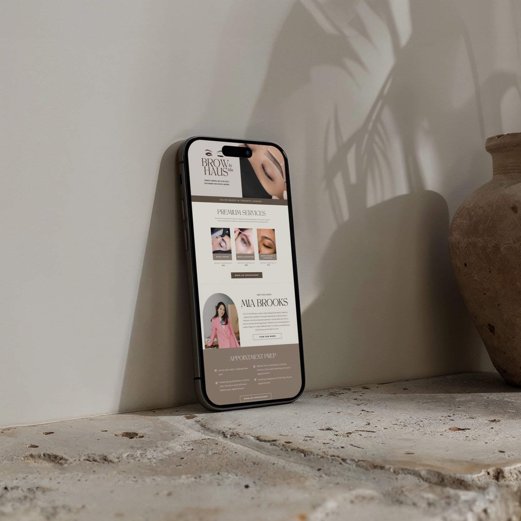 brow+haus+phone+mockup+1.jpg