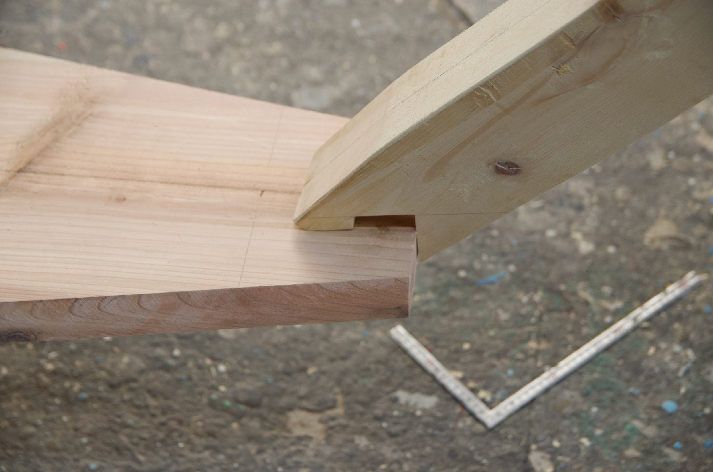 Detail of the scarf joint at the stem. A mortise cut in the keel receives the tenon on the stem.