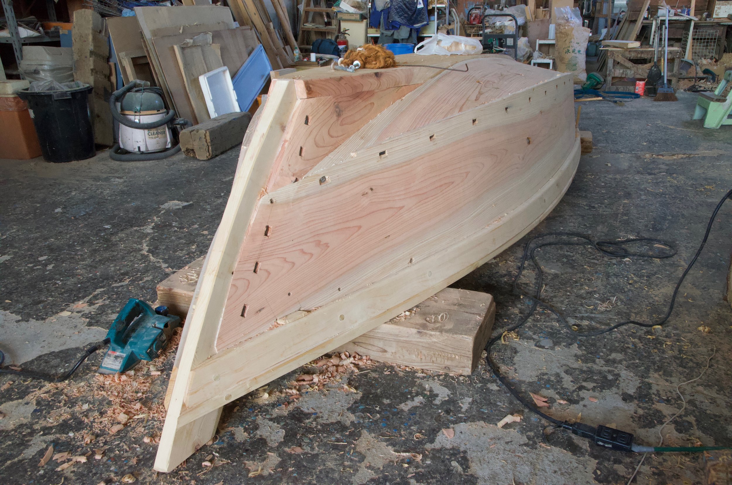 The boxed keel removes the need to twist the garboard plank to meet the stem.