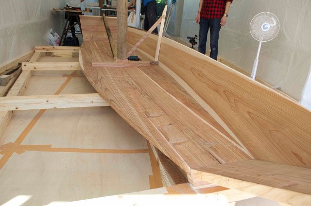 One plank fitted to the hull.