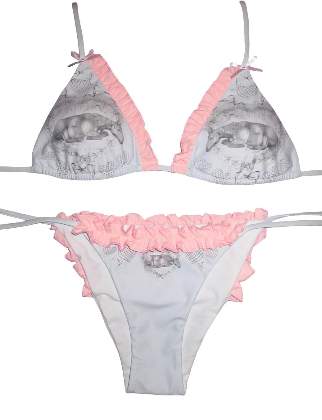 Bikinis are FINALLY HERE !!! So in love with the ruffles . link in bio 💘