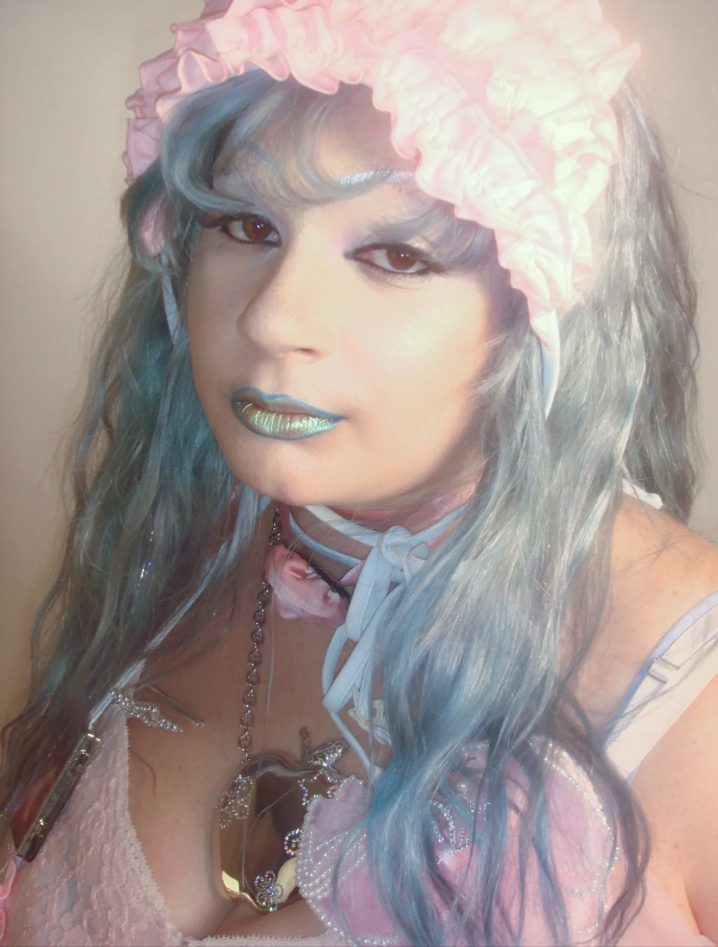 Princess Stela <3
Styled by @yuri.nosho 
Makeup by @mulletxbarbie 
Modeled by @stelaness
Photo by @__fantasy2.0