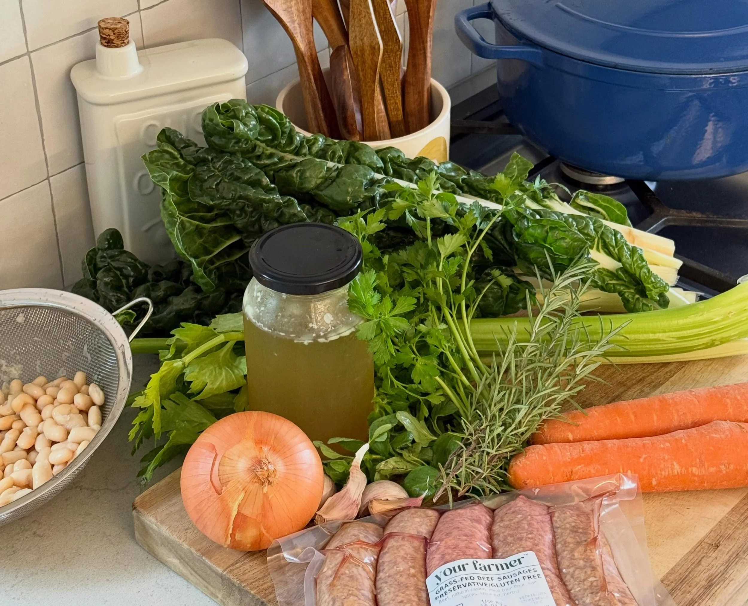 go &amp; give your nervous system a hug with this BHB, sausage minestrone stoup (if a stew &amp; a soup had a baby) 

one of the yummiest winter soups i&rsquo;ve made to date. warm, hearty, indulgent, packed with nutrients and made with lots of lovee