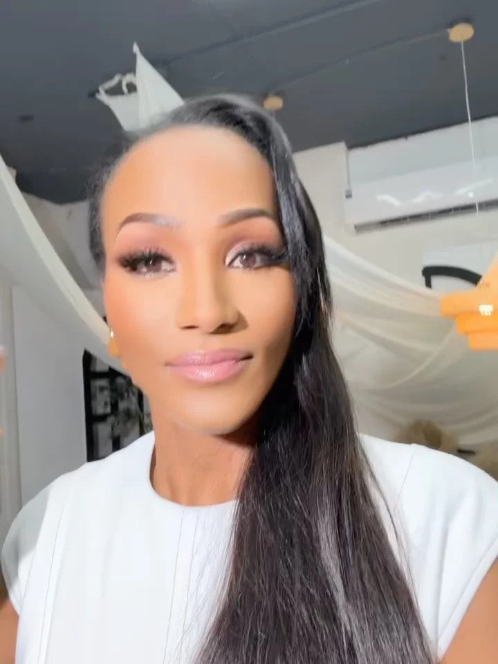 Just reposted our Google review because when a client says &ldquo;my foundation still looked like my skin at 11 pm,&rdquo; we let it speak for itself.

#MakeupReview #5StarFace #healthyskinglow #SkinFirst #RealClientReaction

www.vierbeautyspa.com