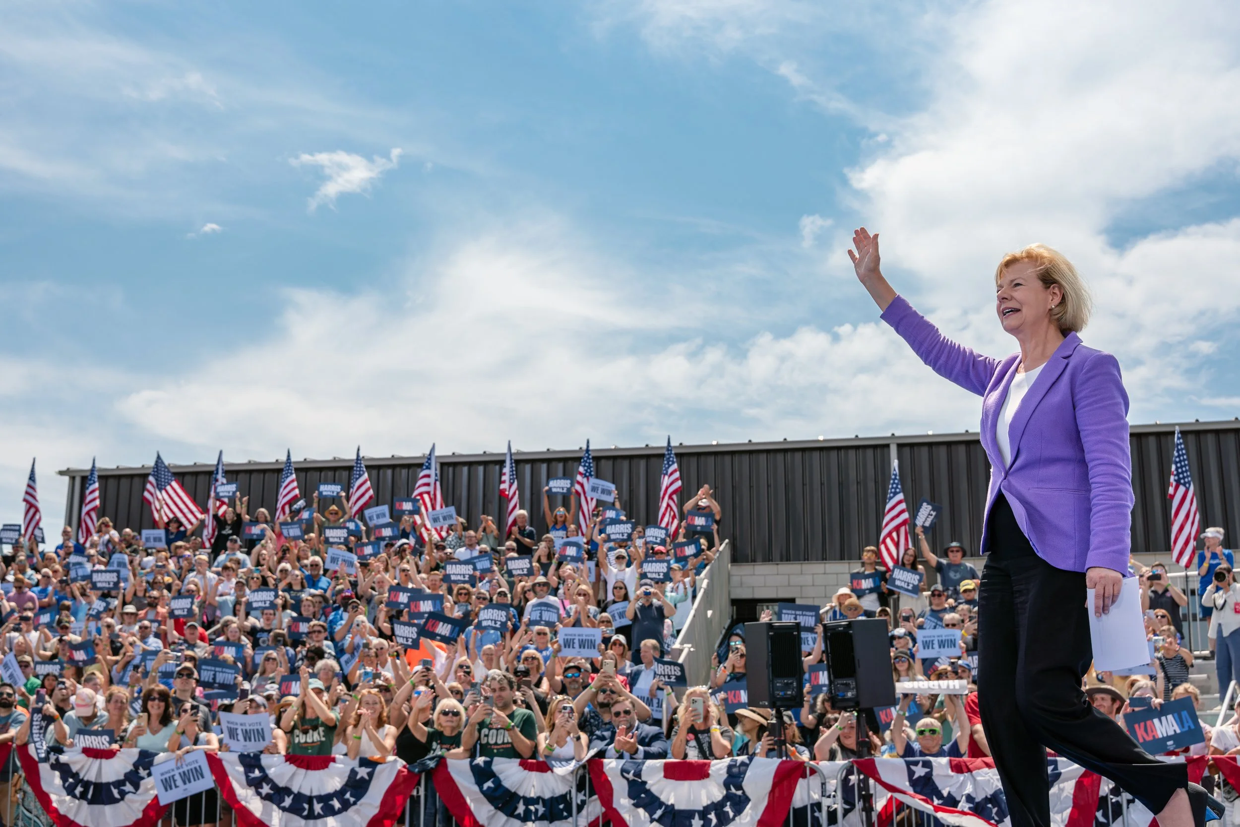 tbfs_photo_240807_eau-claire_harris-walz-rally_402 (1).jpg