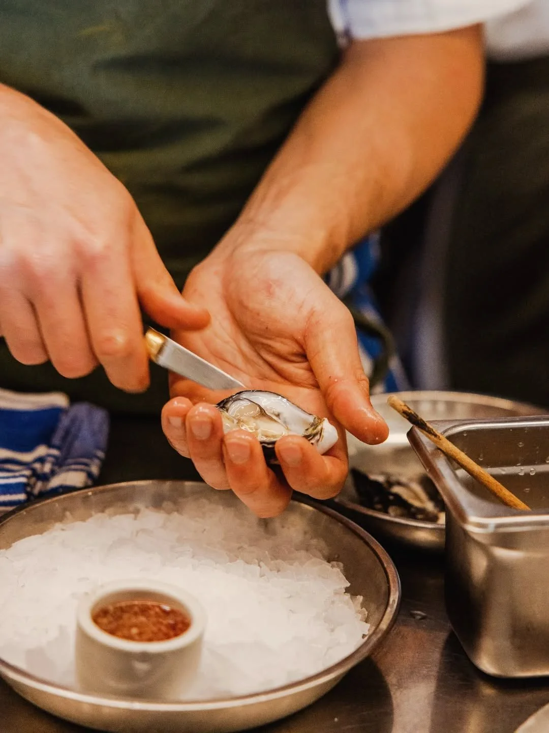 Oysters chucked to order. 
Come get it!
