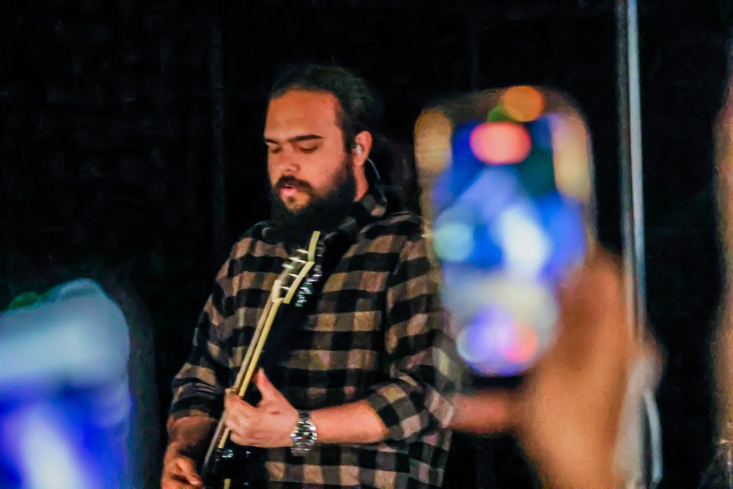297A3423 Guitar Player Best Image.10 Final Edit.jpg