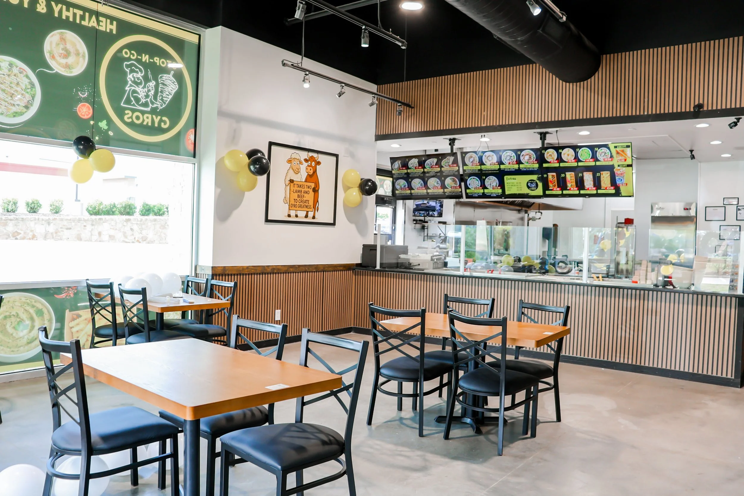 297A4294 Inside & side of restaurant Best Image.5 Final Edit.jpg