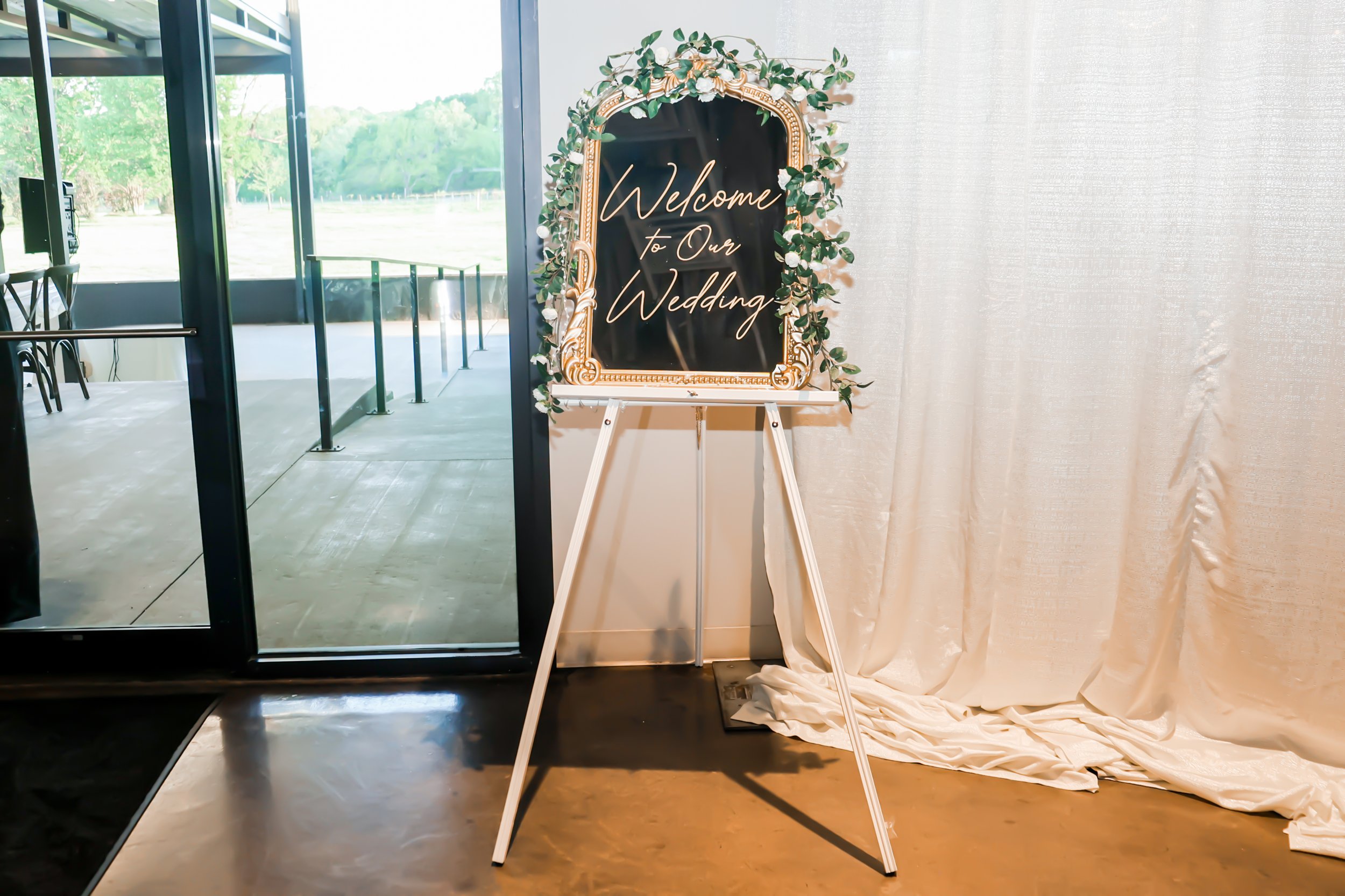 297A8123 Welcome to Our Wedding Sign Best Image 9 Final Edit.jpg