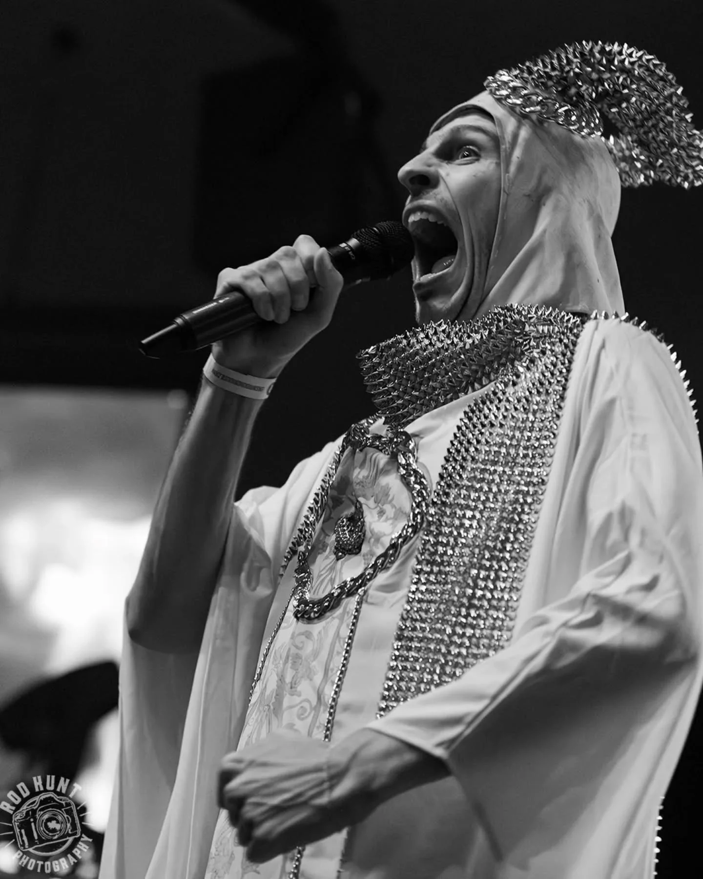 Battlesnake recently wrapped up a run of shows throughout Australia as the main support on Shihad's 'The Final Tour - Loud Forever 1988 - 2025' 🤘⚔️ 🐍🤘

📷 at the Roundhouse in Sydney, for @loudonline

#battlesnake #battlesnakeband #lonelylandsagen