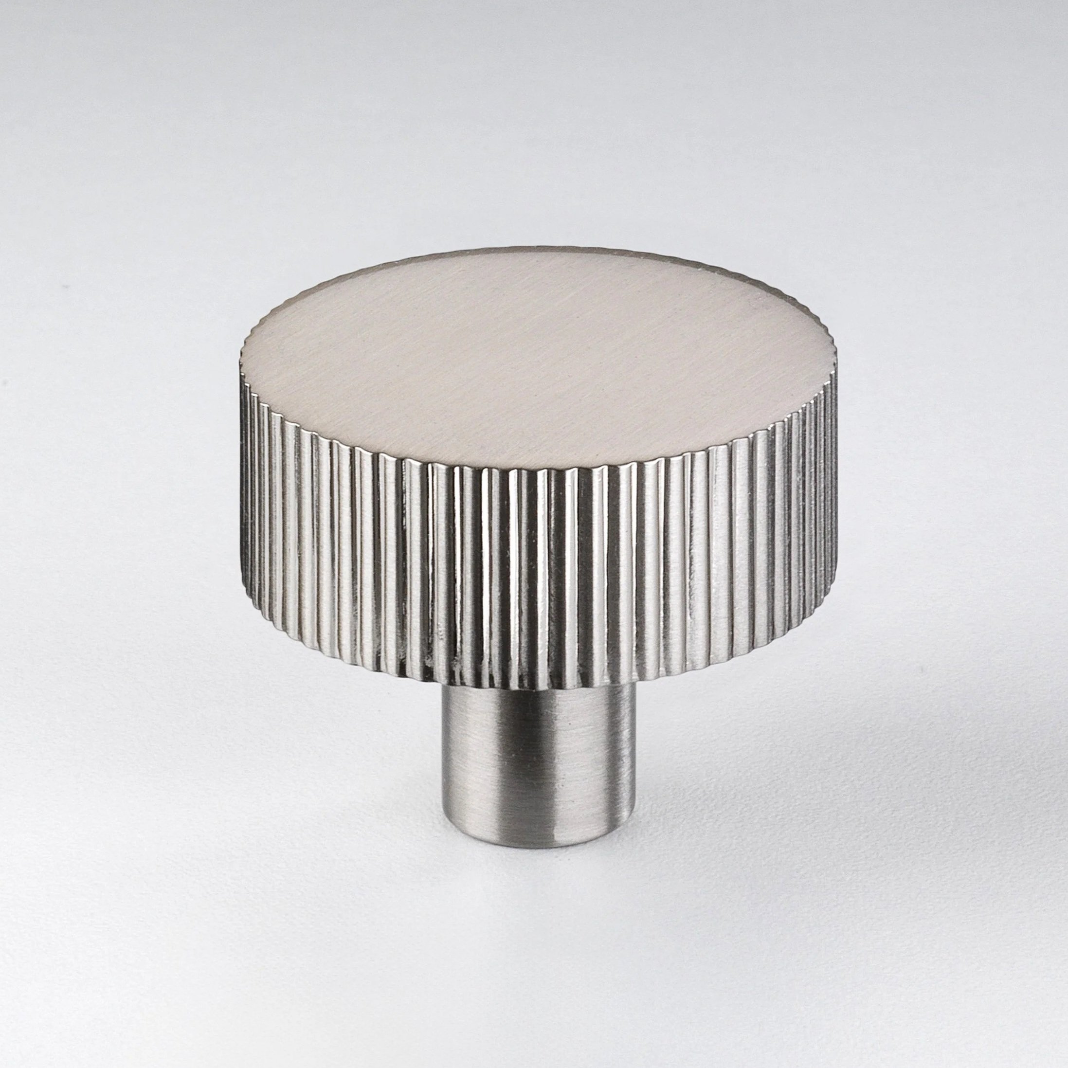 Torbay+Knob+in+Brushed+Satin+Nickel+-+KB-M-4301-34-BSN.jpg