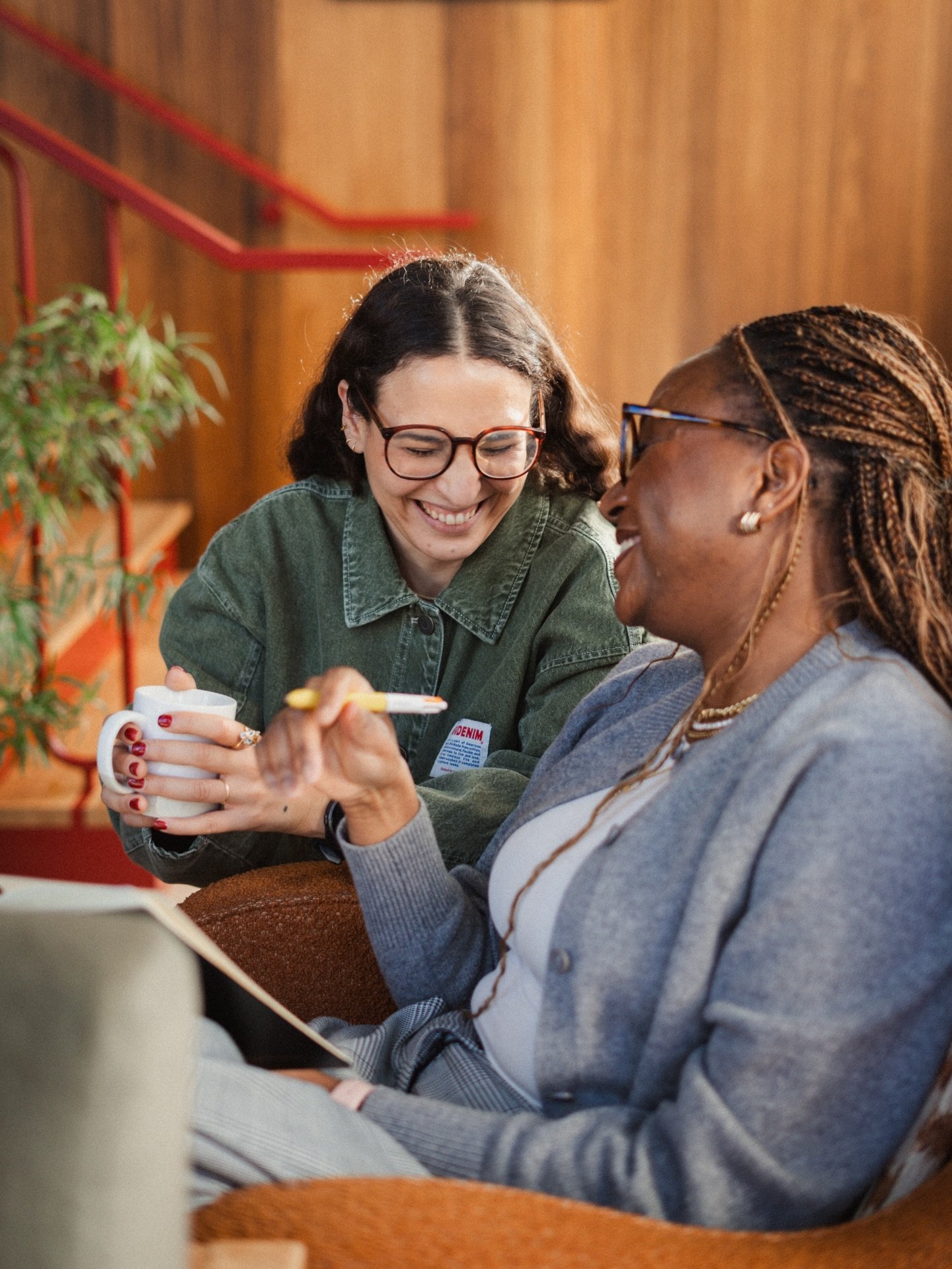 Pour pleins de raisons bien trop cool, j'ai r&eacute;cemment d&ucirc; mettre mon approche du coaching sur papier (sur slide en r&eacute;alit&eacute;). 

Histoire d'&eacute;viter que ces bullet points ne se meurent &agrave; petit feu sur un drive une 