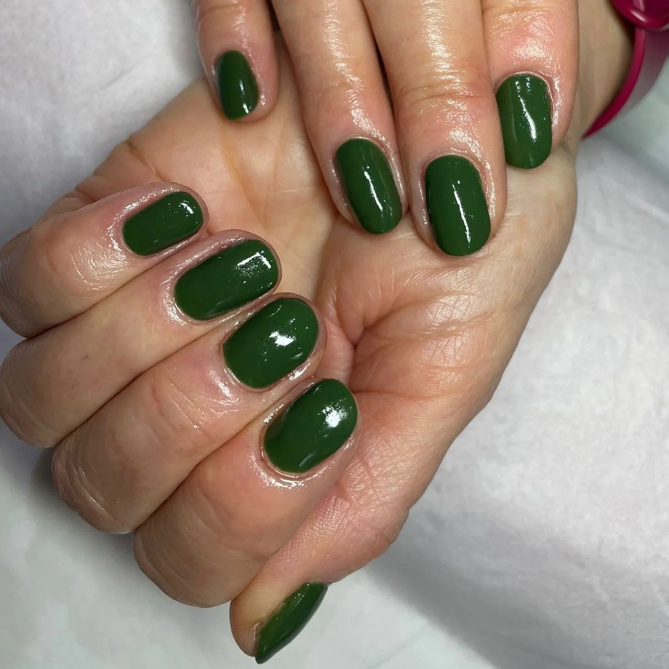 Green nails.jpg