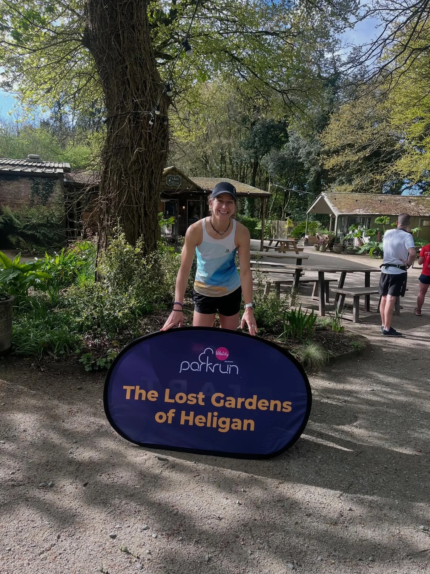Saturdays in Cornwall 🖤

Second time at Heligan parkrun &mdash;  an undulating course 🤪 but managed to go 1:10 quicker than last time 💪

1st female 🥇
6th out of 155 overall 🙌

Finished off with a chilled 6-mile stroll with Ferg and paco 🐶 

#ch