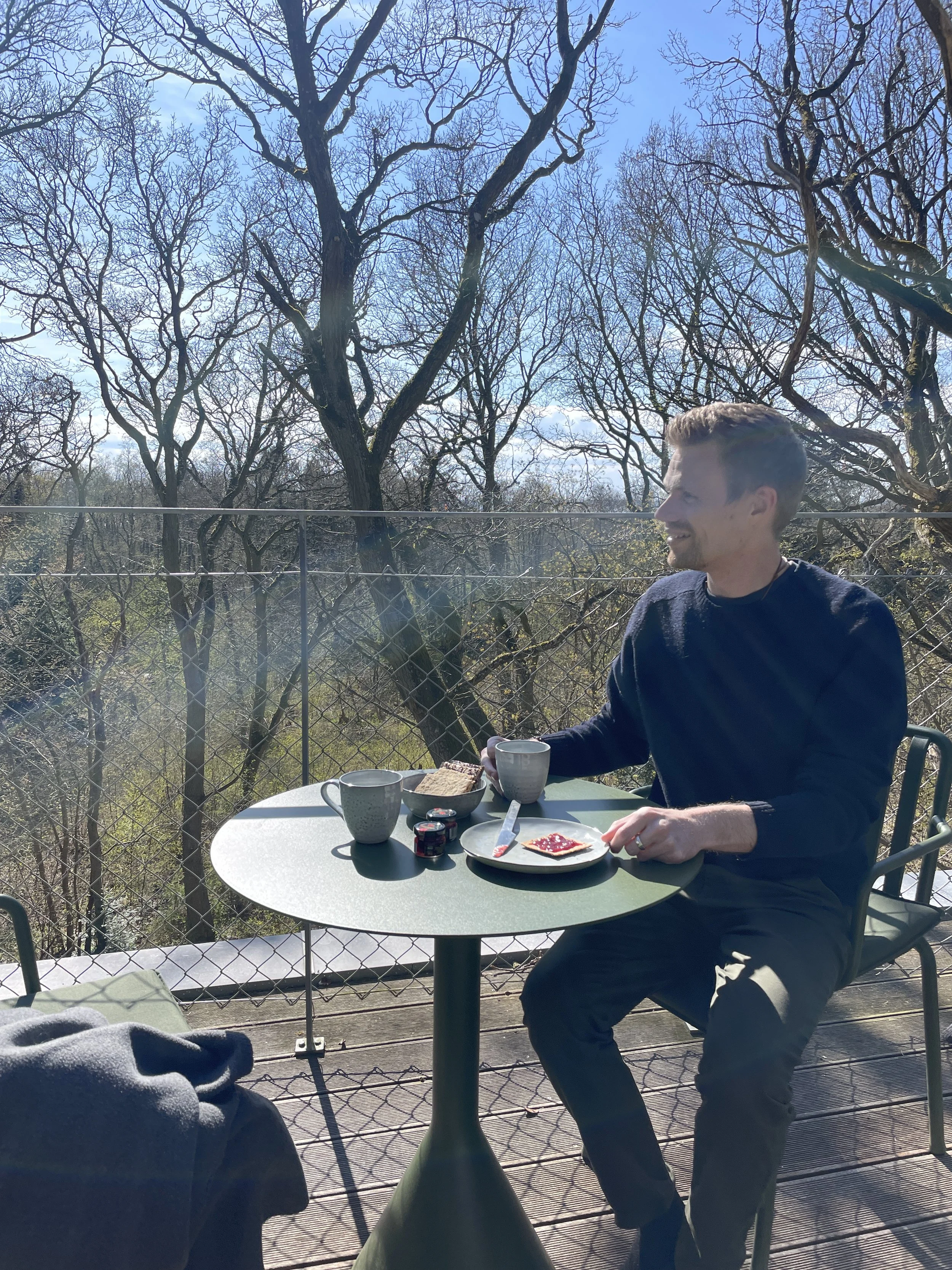 Lovtag cabin exterior