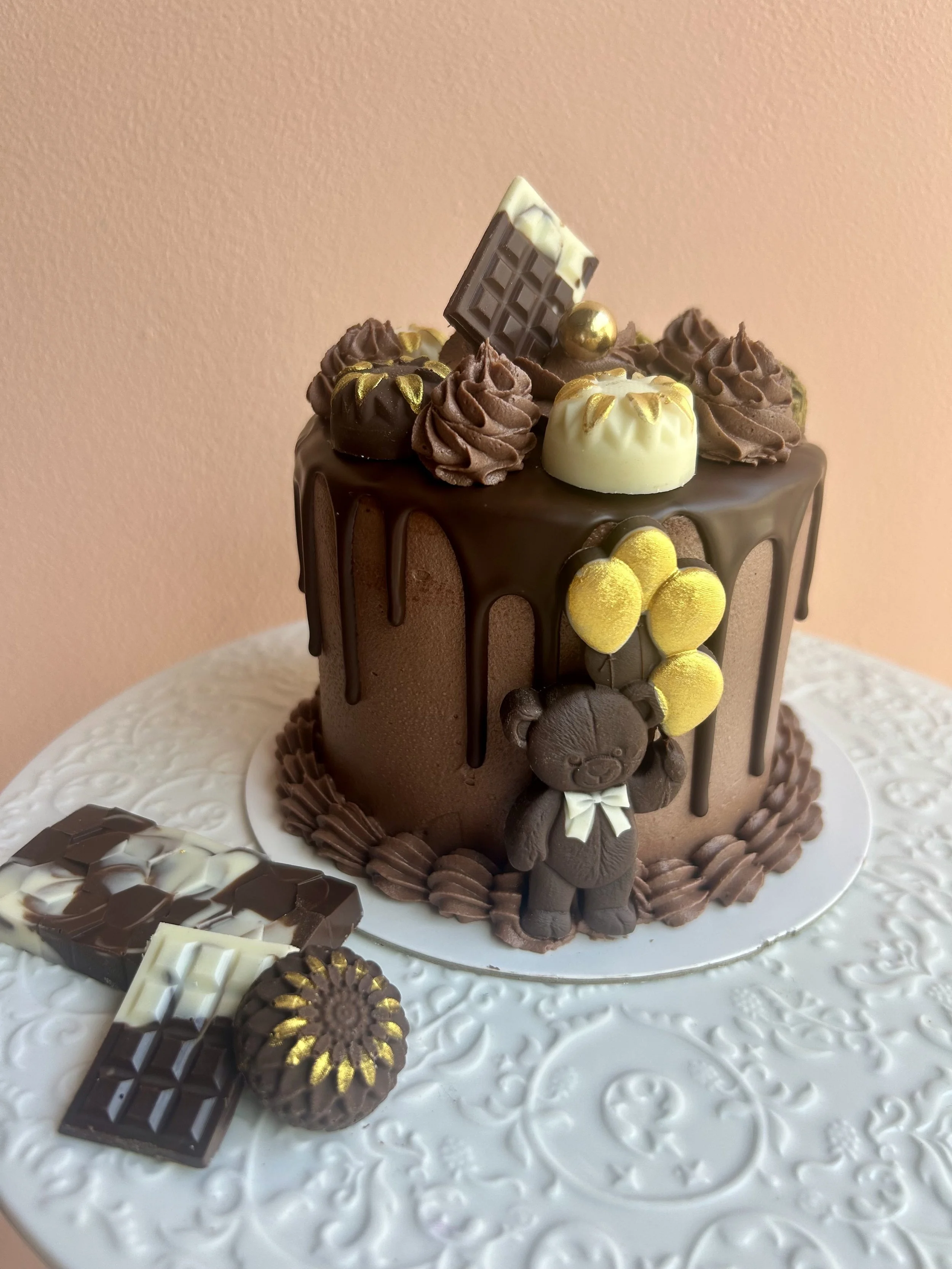 Chocolate Heaven Showstopper Cake, with Pizza, Prosecco &amp; Mocktails