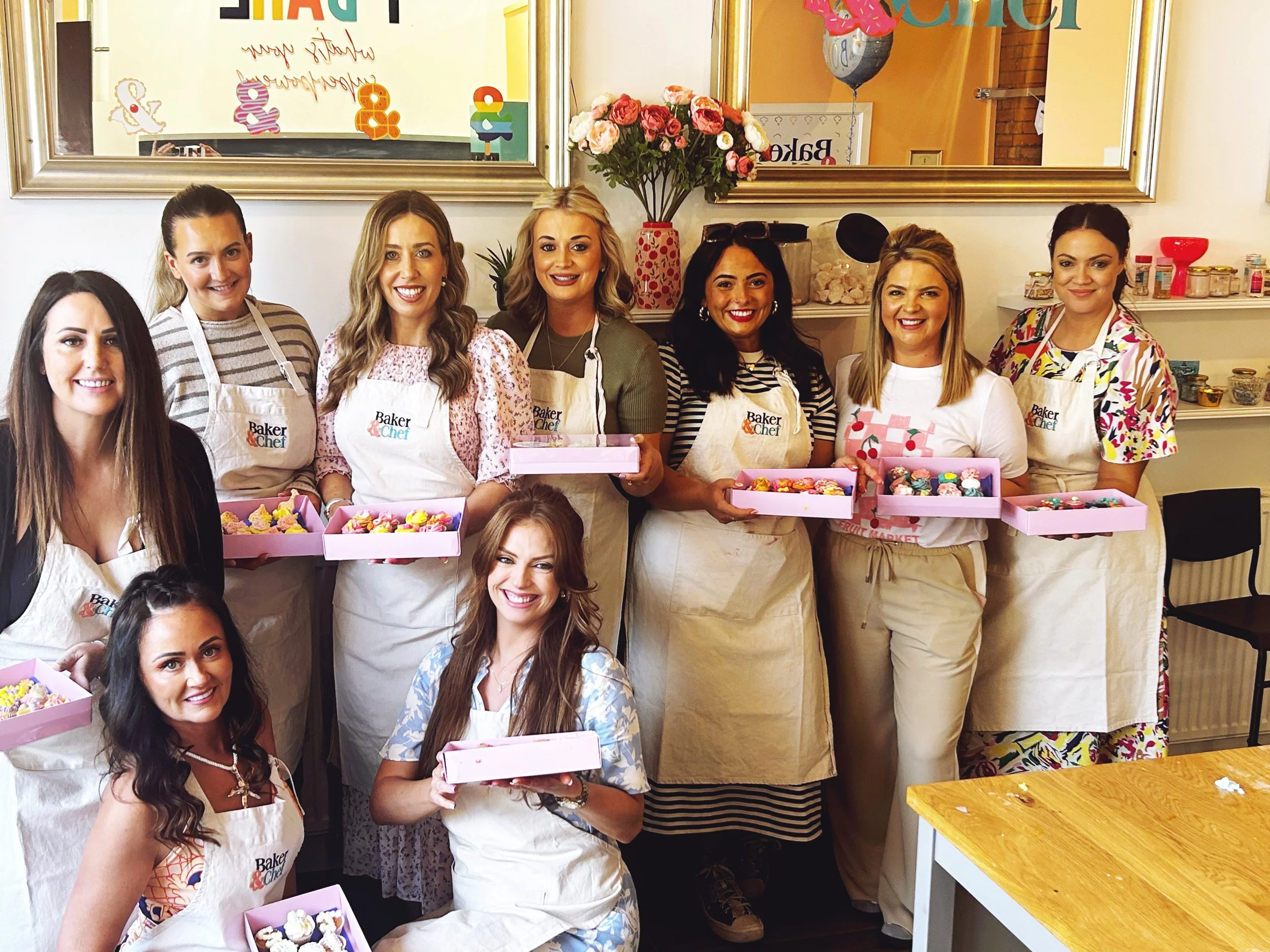 girls day out cake pop class at Baker & Chef